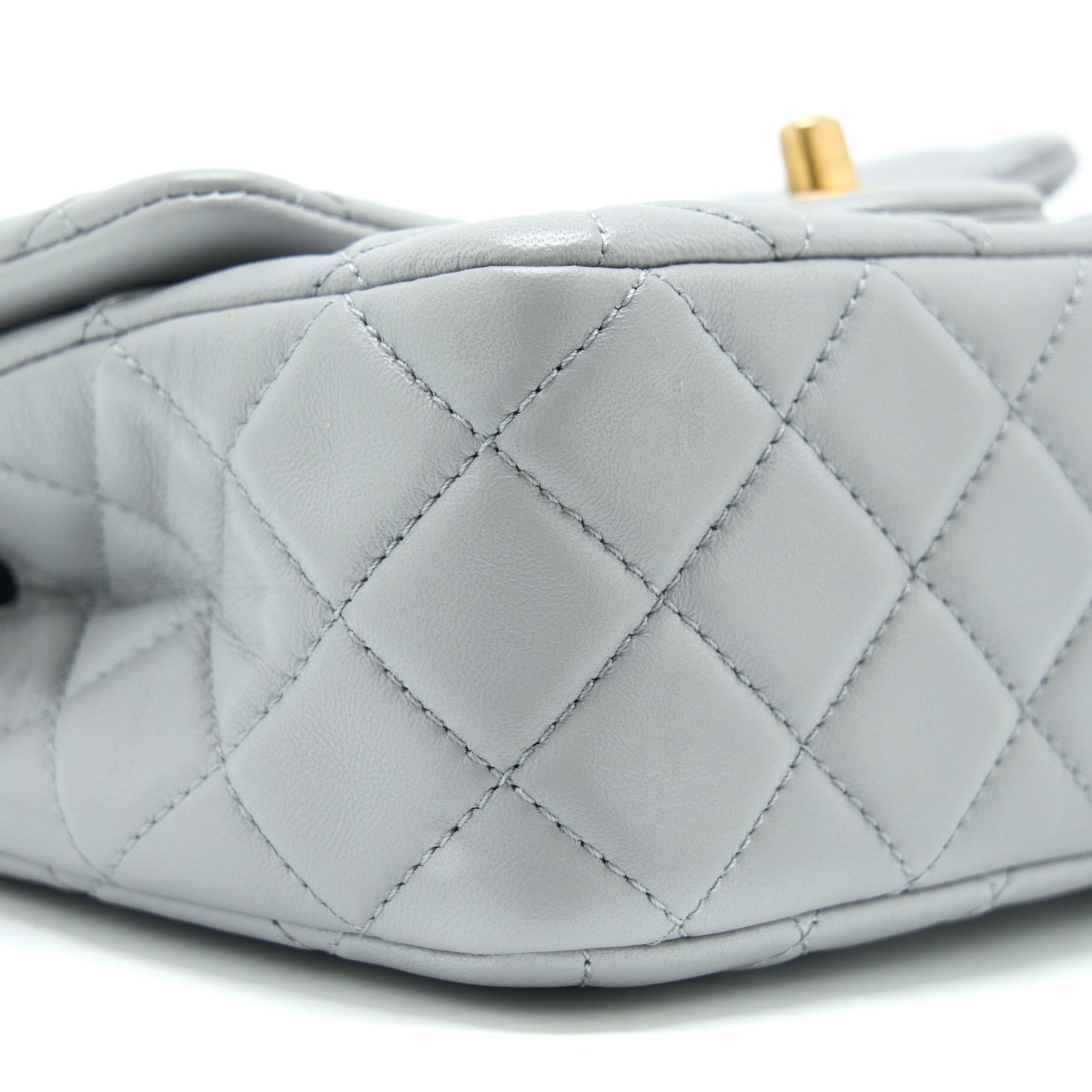 CHANEL 21B PEARL CRUSH MINI RECTANGULAR FLAP BAG LAMBSKIN GREY GHW (MICROCHIP)