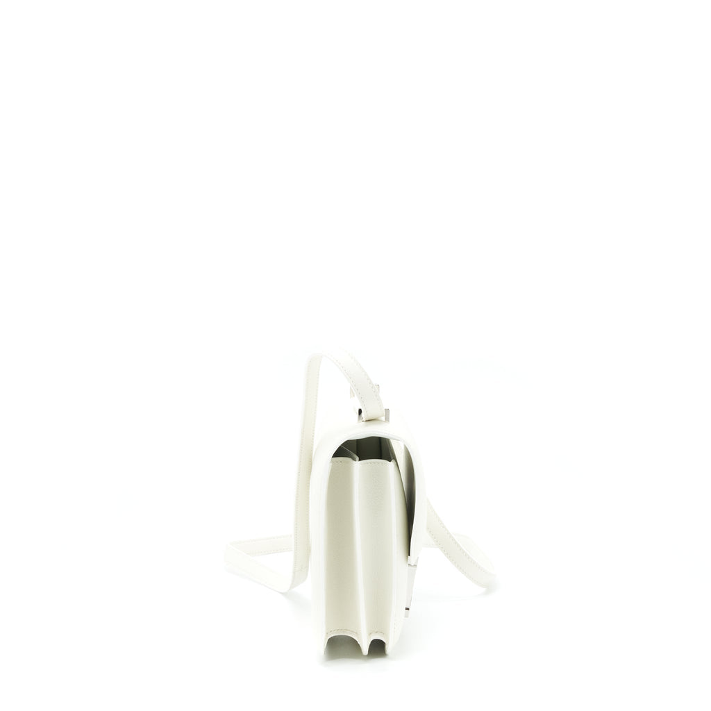 HERMES MINI CONSTANCE EVERCOLOR BLANC / ALLIGATOR BUCKLE/TERRE