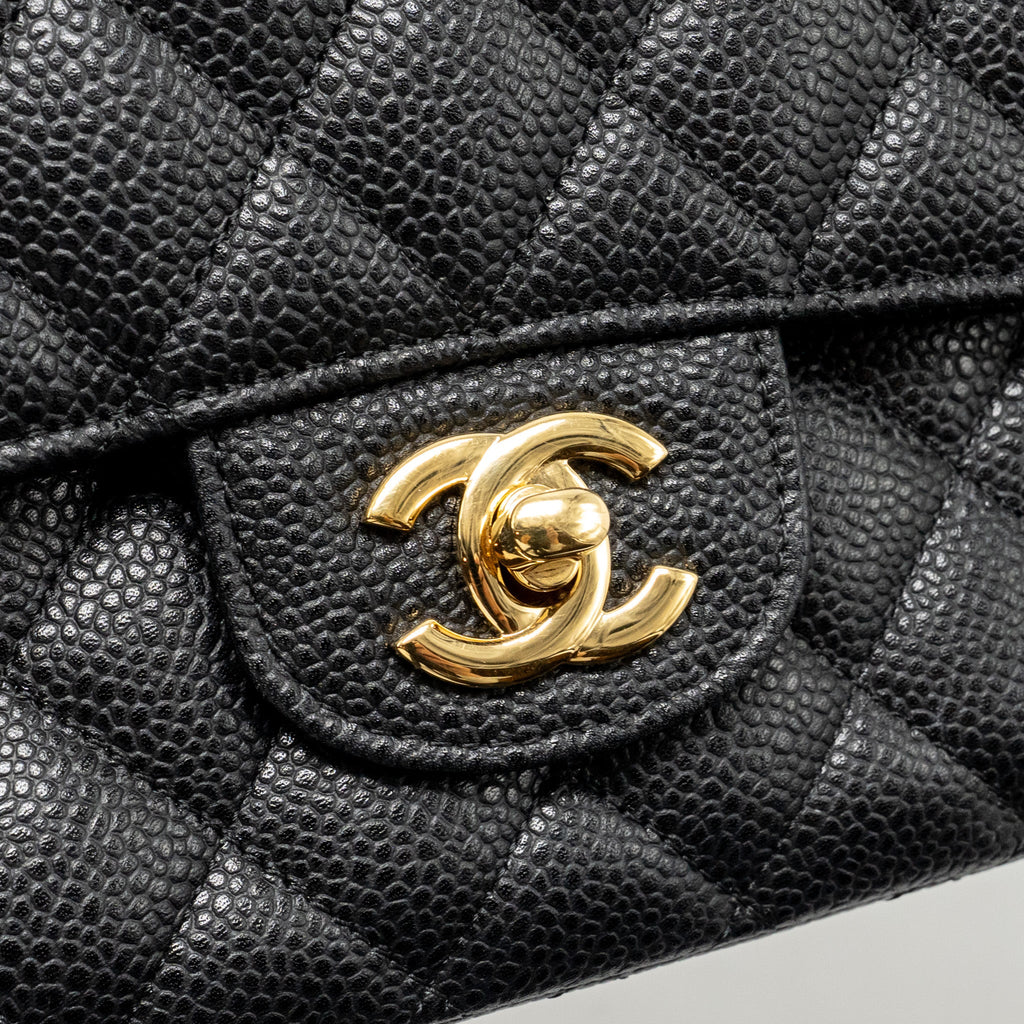 CHANEL MEDIUM CLASSIC DOUBLE FLAP BAG CAVIAR BLACK GHW