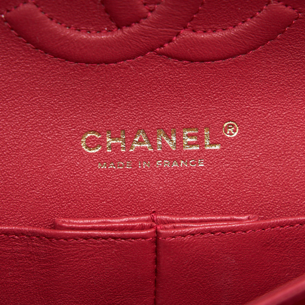 CHANEL MEDIUM CLASSIC DOUBLE FLAP CAVIAR RASPBERRY RED WITH LGHW