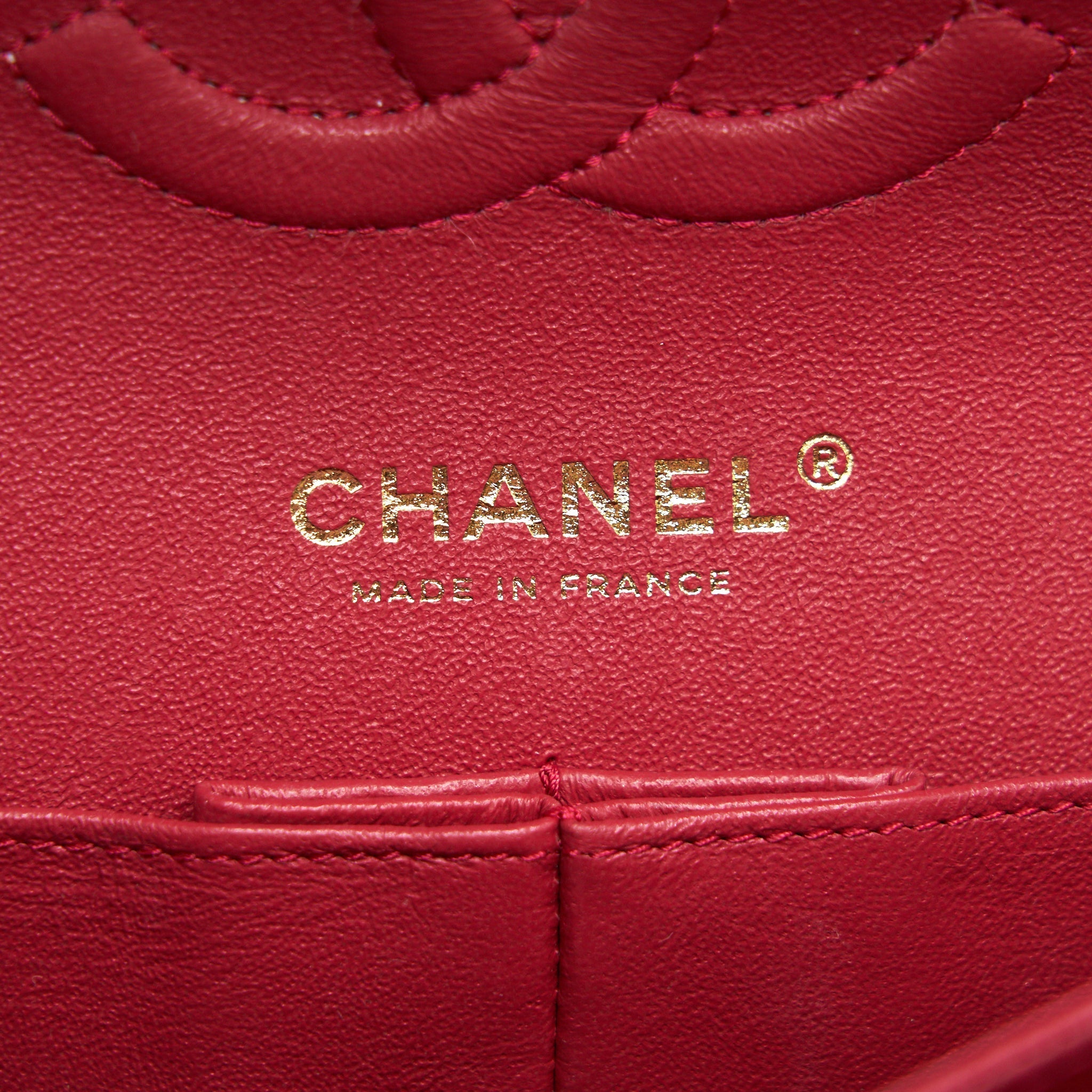 CHANEL MEDIUM CLASSIC DOUBLE FLAP CAVIAR RASPBERRY RED WITH LGHW