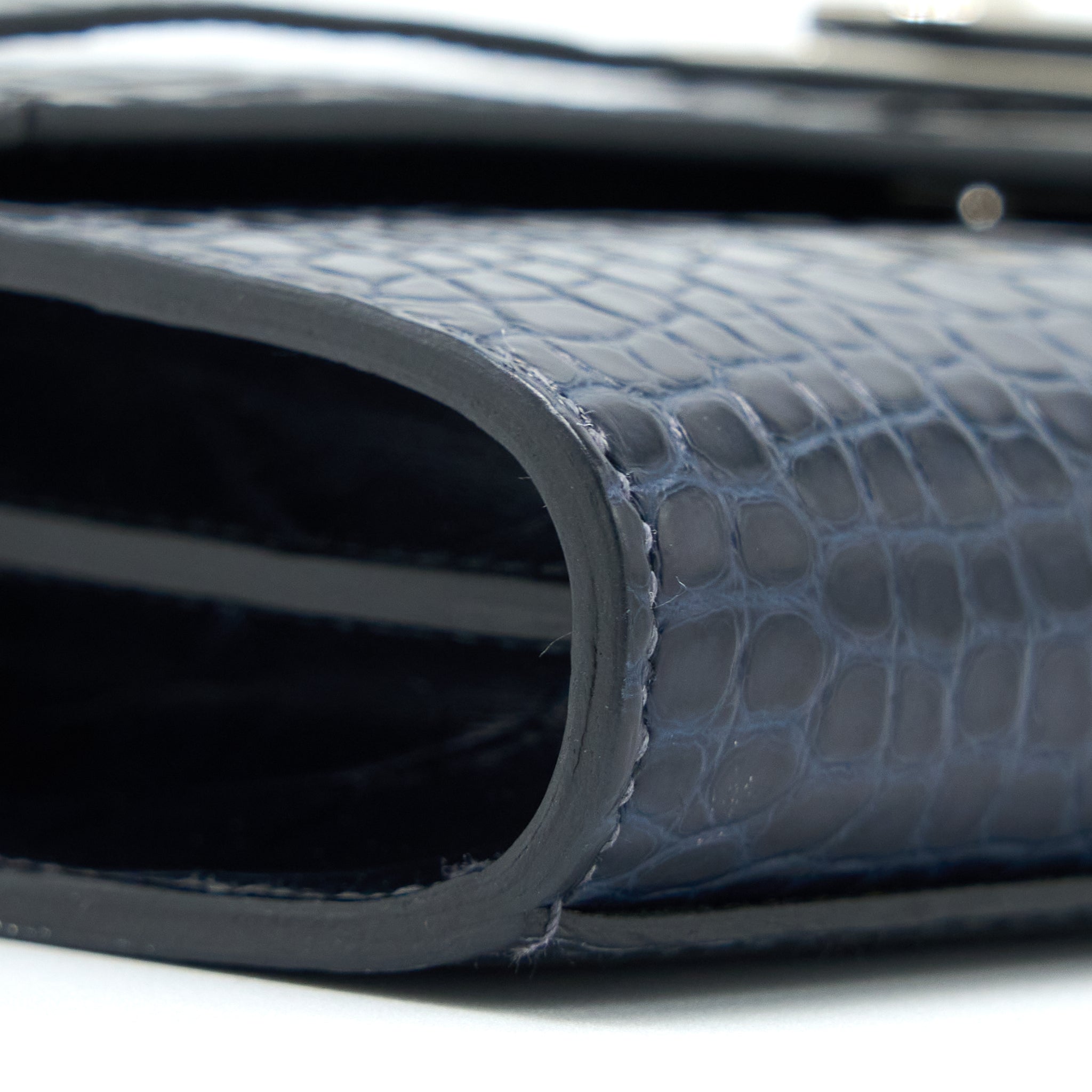 HERMES KELLY TO GO ALLIGATOR MISSISSIPPIENSIS MAT BLUE INDIGO SHW