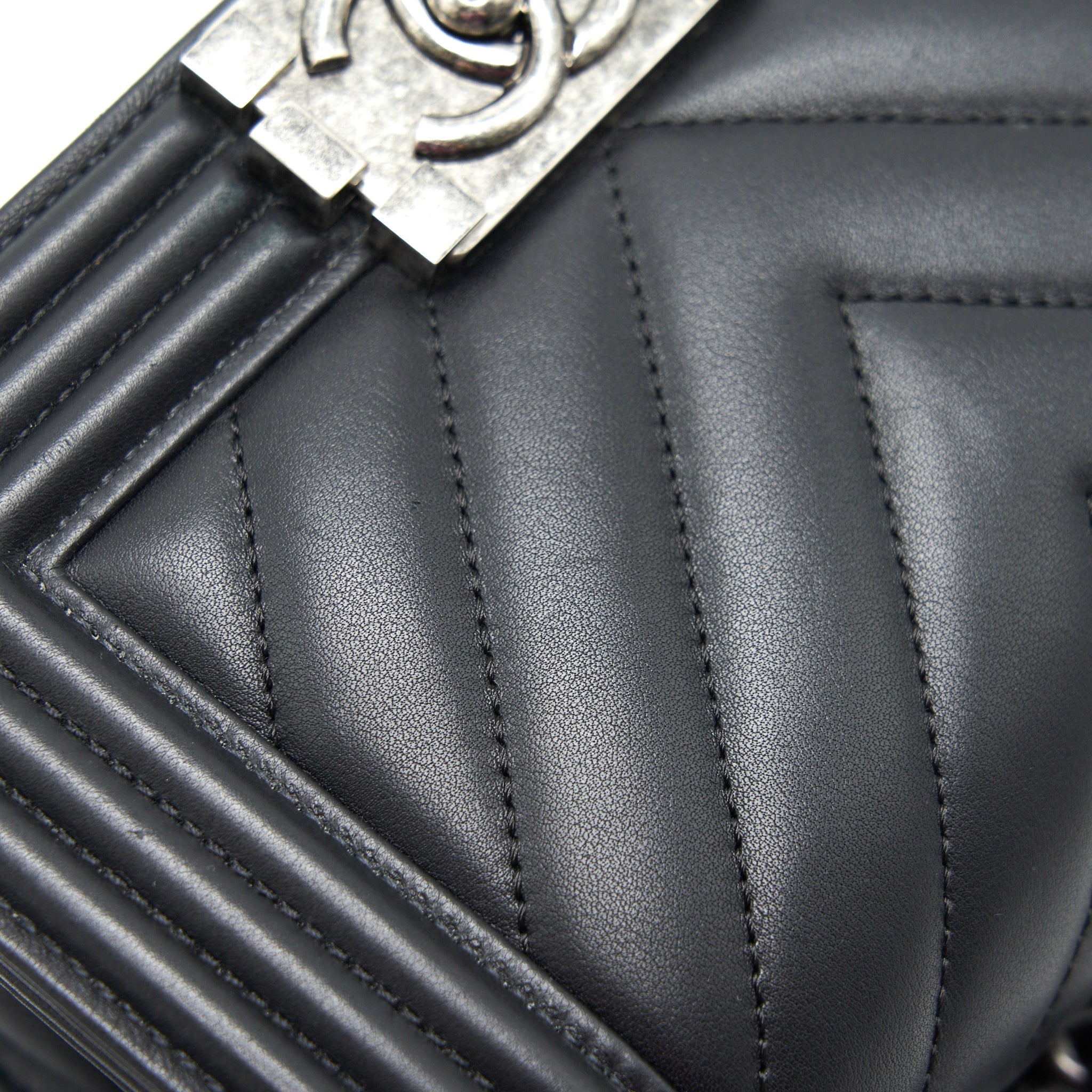 CHANEL SMALL CHEVRON LEBOY BAG CALFSKIN BLACK WITH SHW