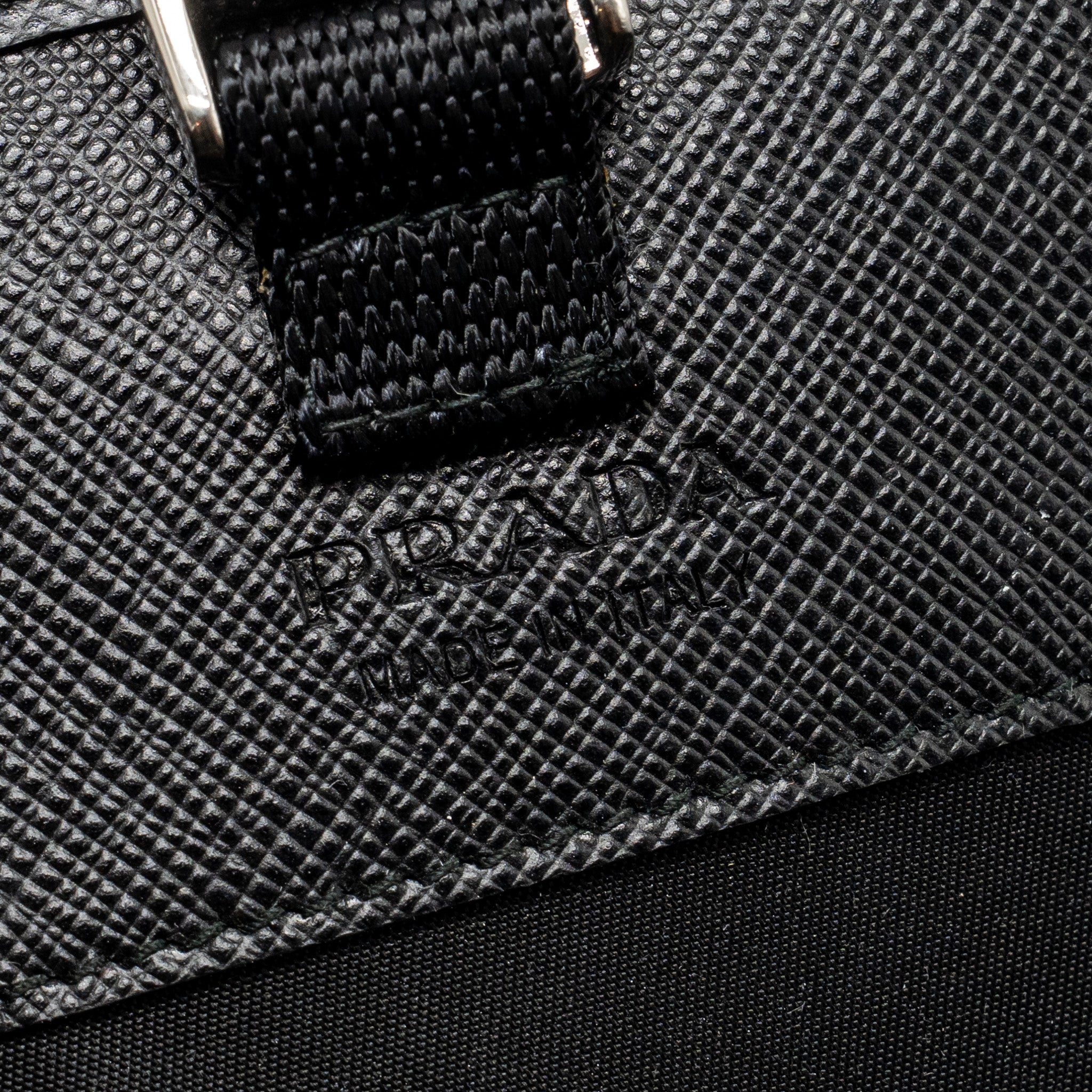 PRADA TRIMMED SAFFIANO PHONE CASE RE-NYLON BLACK SHW