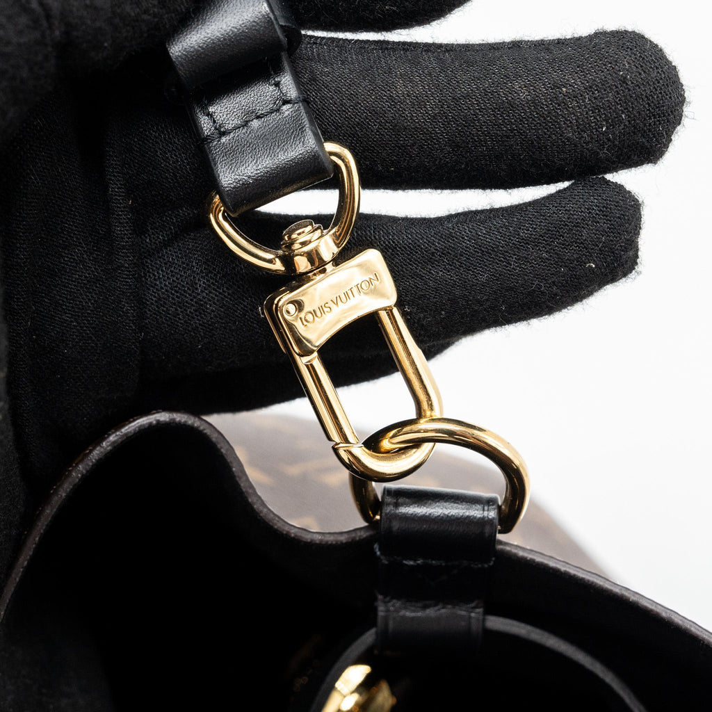 LOUIS VUITTON NEONOE MONOGRAM CANVAS BLACK GHW (NEW VERSION)