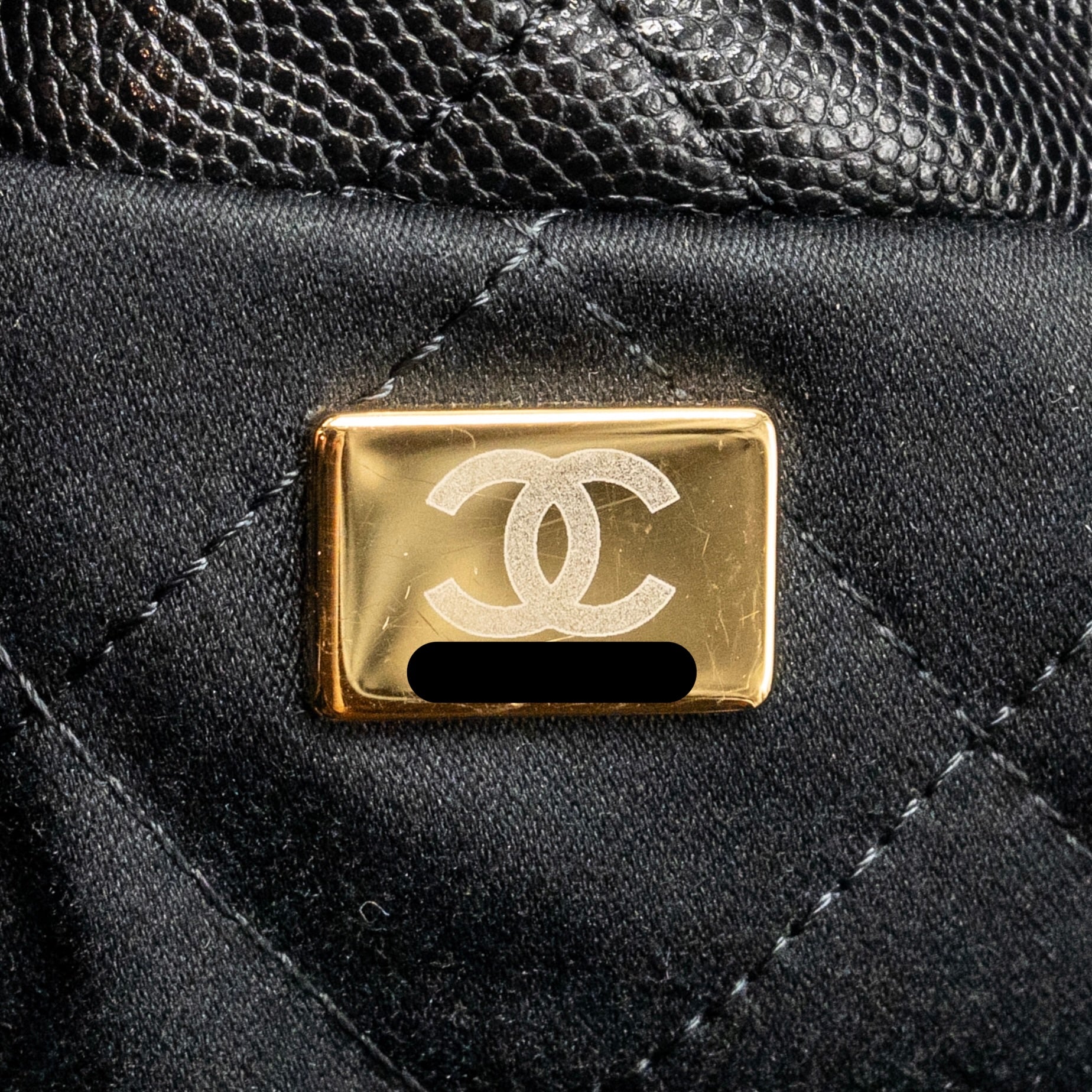 CHANEL MEDIUM 22 BAG BLACK LETTER CAVIAR BLACK GHW (MICROCHIP)