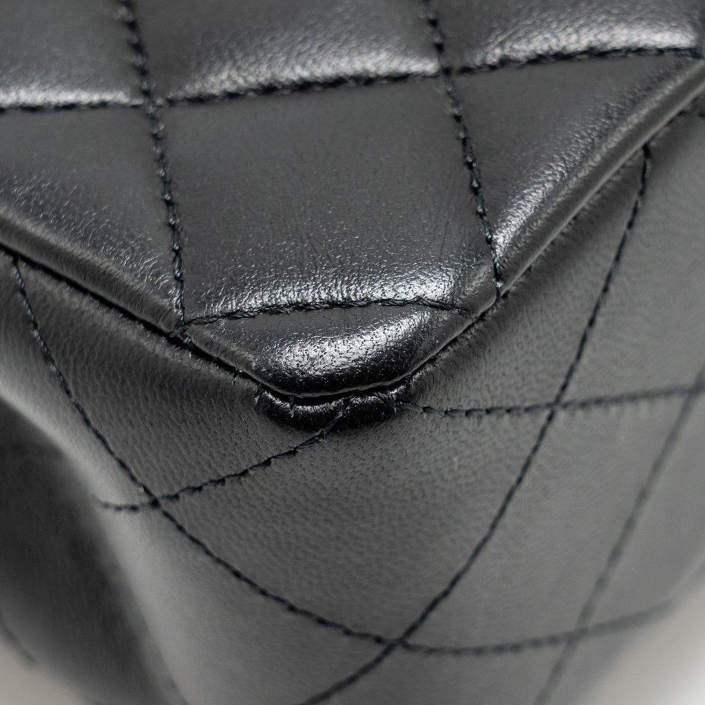 CHANEL SMALL CLASSIC DOUBLE FLAP BAG LAMBSKIN BLACK GHW(MICROCHIP)