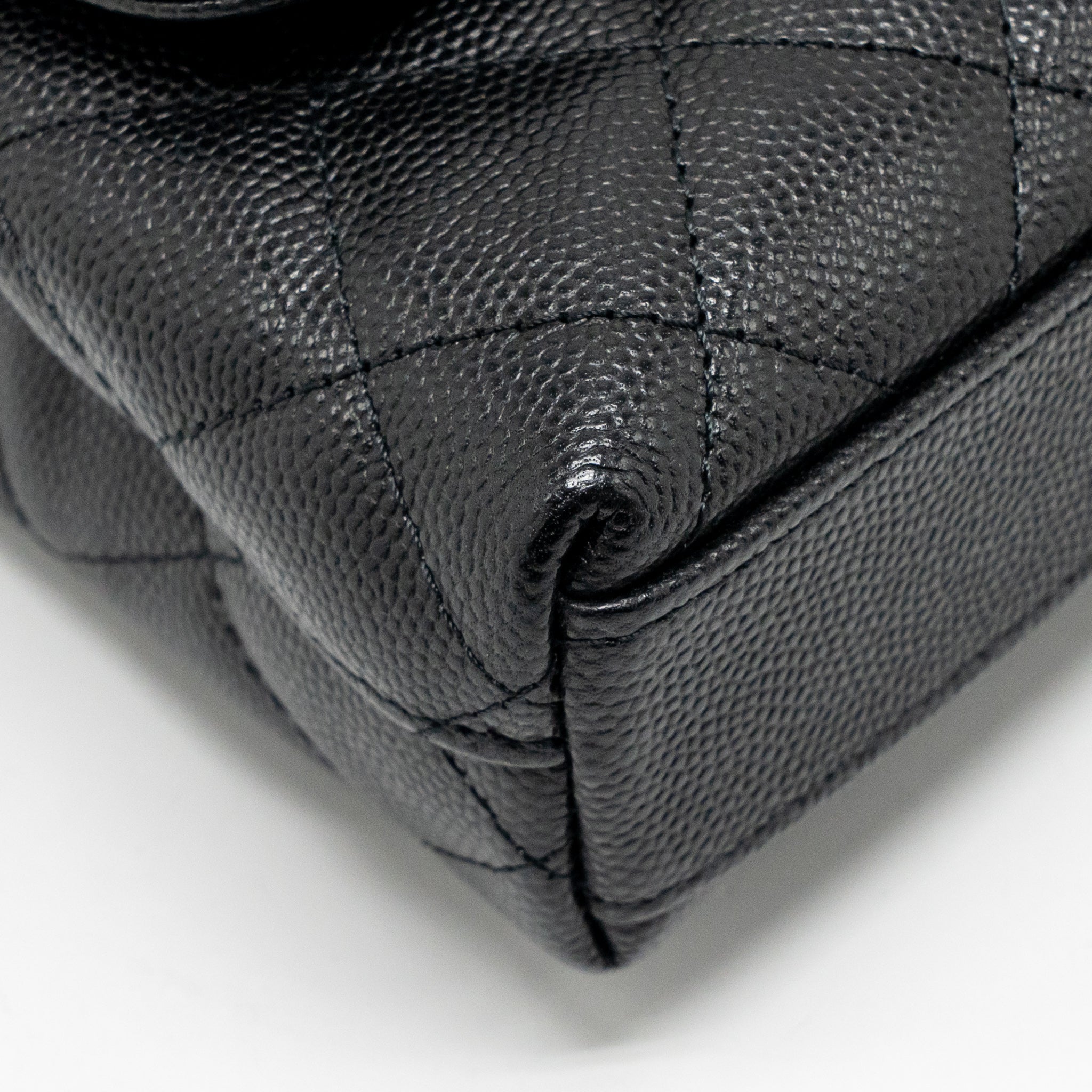 CHANEL COCO HANDLE CLUTCH WITH CHAIN CAVIAR BLACK LGHW (MICROCHIP)