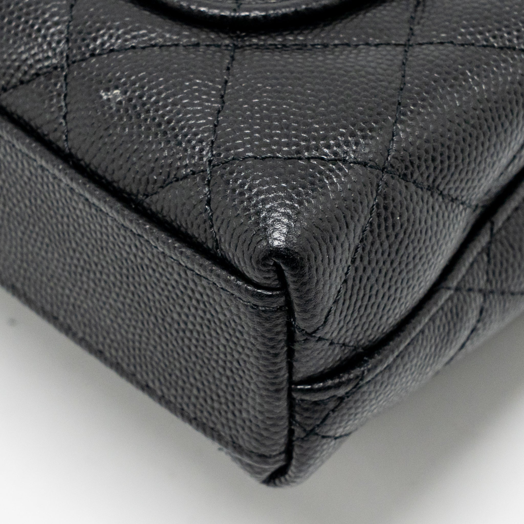 CHANEL COCO HANDLE CLUTCH WITH CHAIN CAVIAR BLACK LGHW (MICROCHIP)
