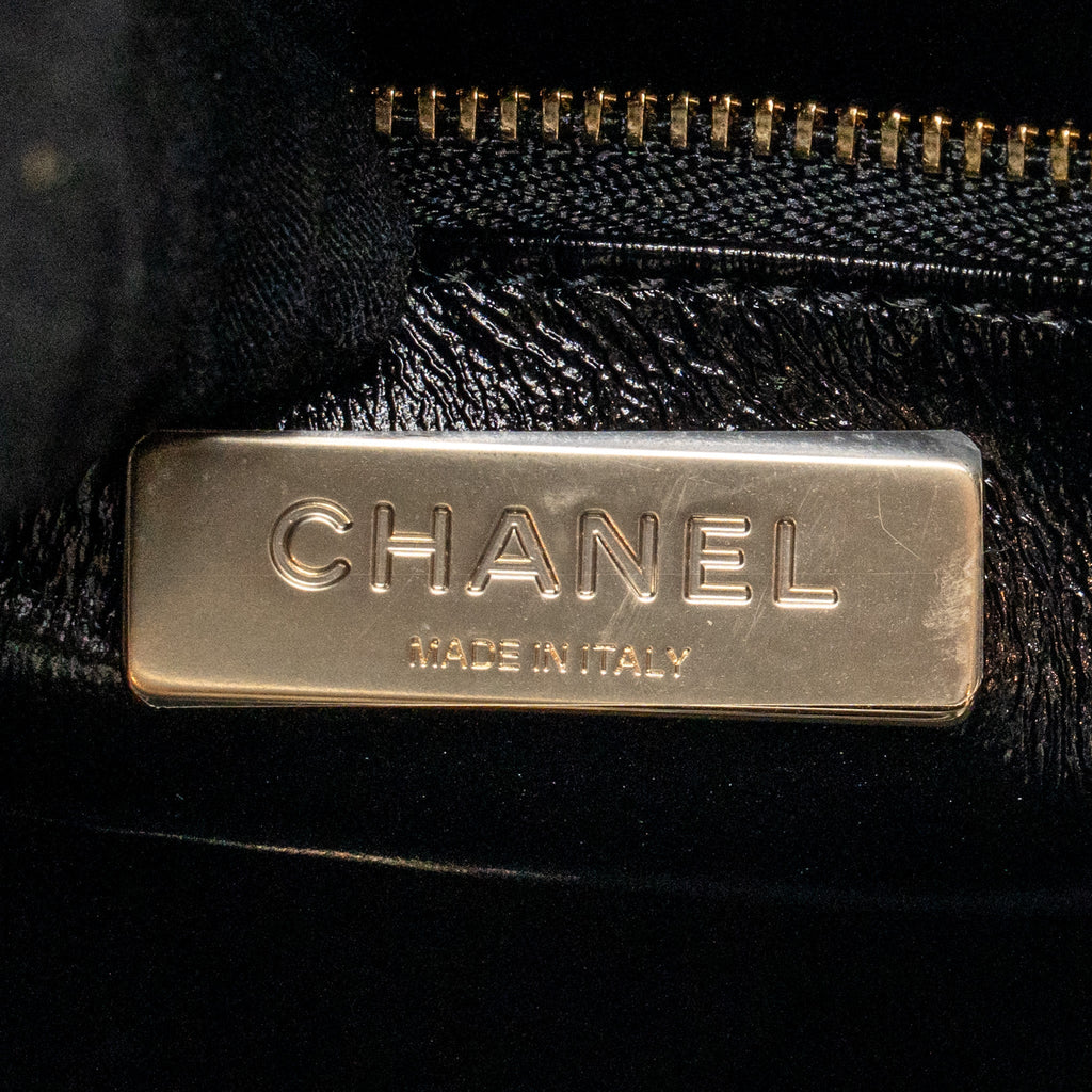 CHANEL MEDIUM 31 BAG SHINY LAMBSKIN BLACK LGHW (MICROCHIP)