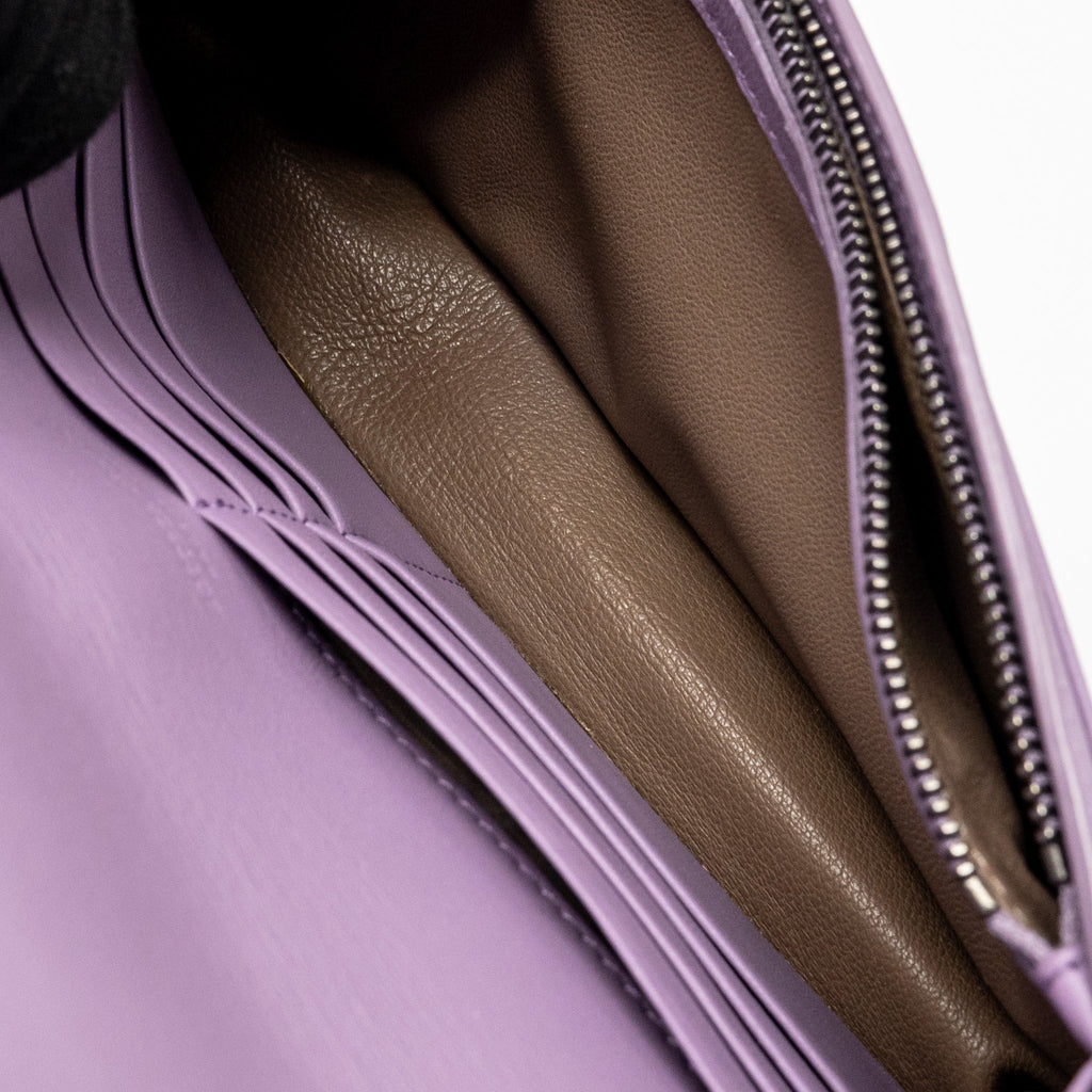 BOTTEGA VENETA INTRECCIATO WALLET ON CHAIN LEATHER PURPLE/GREY GHW