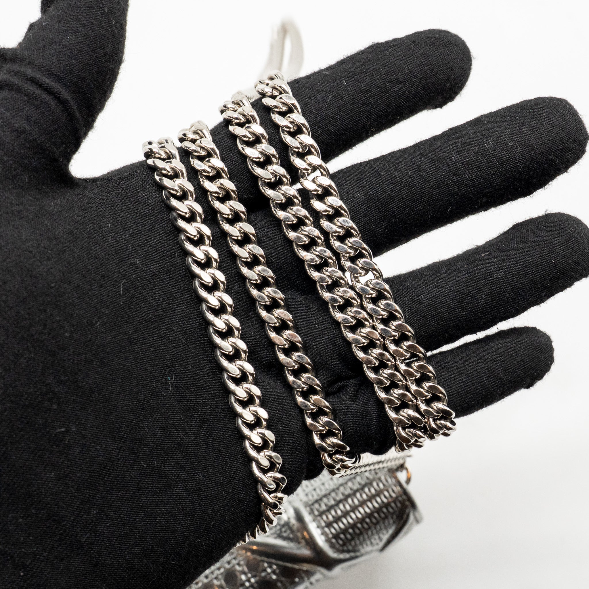 DIOR DIORAMA WALLET ON CHAIN CALFSKIN SILVER SHW