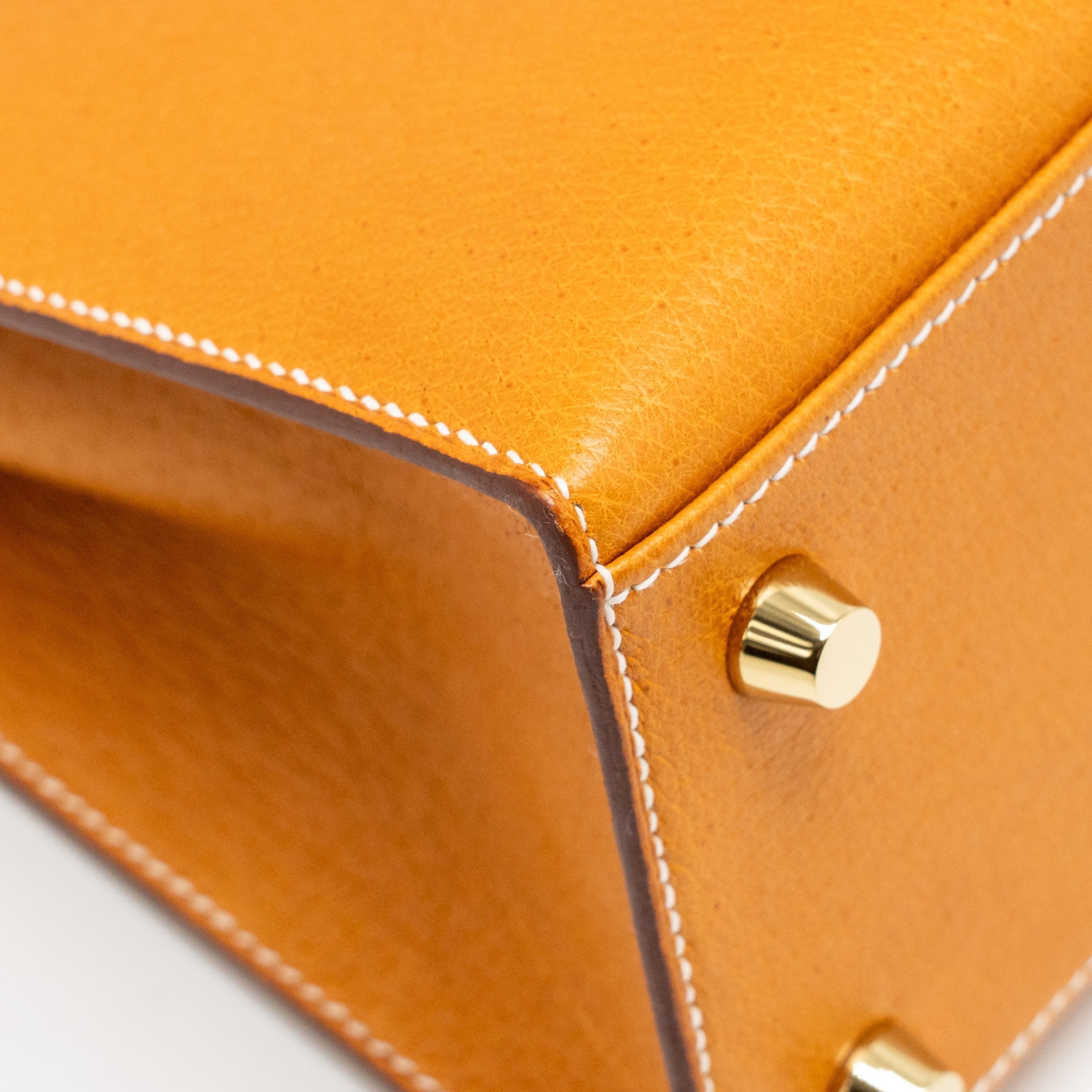 HERMES KELLY 25 PEAU DE PORC TOFFEE GHW