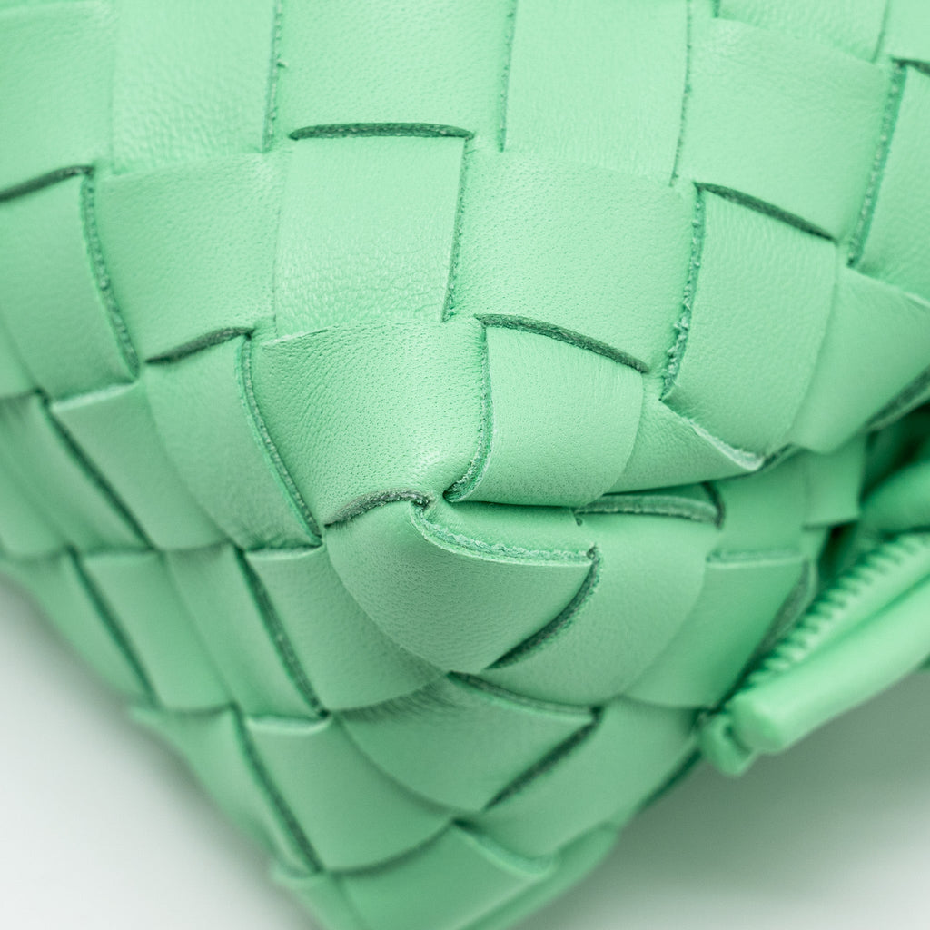 BOTTEGA VENETA MINI LOOP CAMERA BAG LAMBSKIN LIGHT GREEN SHW