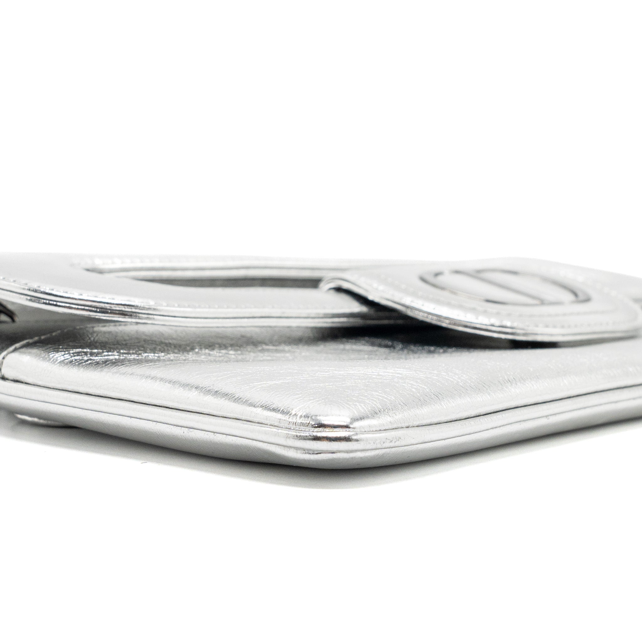 DIOR DIORDOUBLE CLUTCH WITH CHAINS CALFSKIN ARGENT BLACK HARDWARE