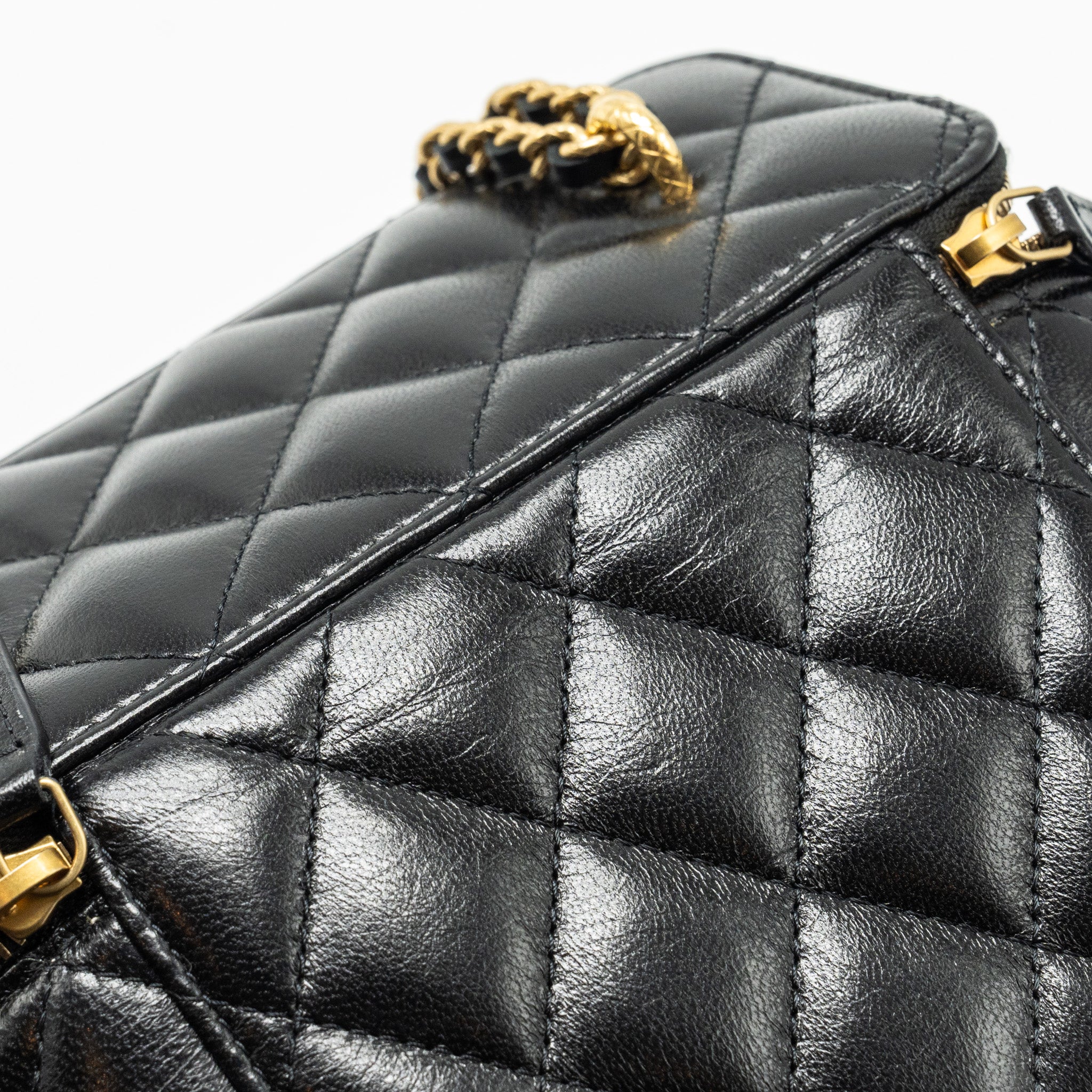 CHANEL 23C LONG VANITY WITH CHAIN SHINY LAMBSKIN BLACK GHW (MICROCHIP)