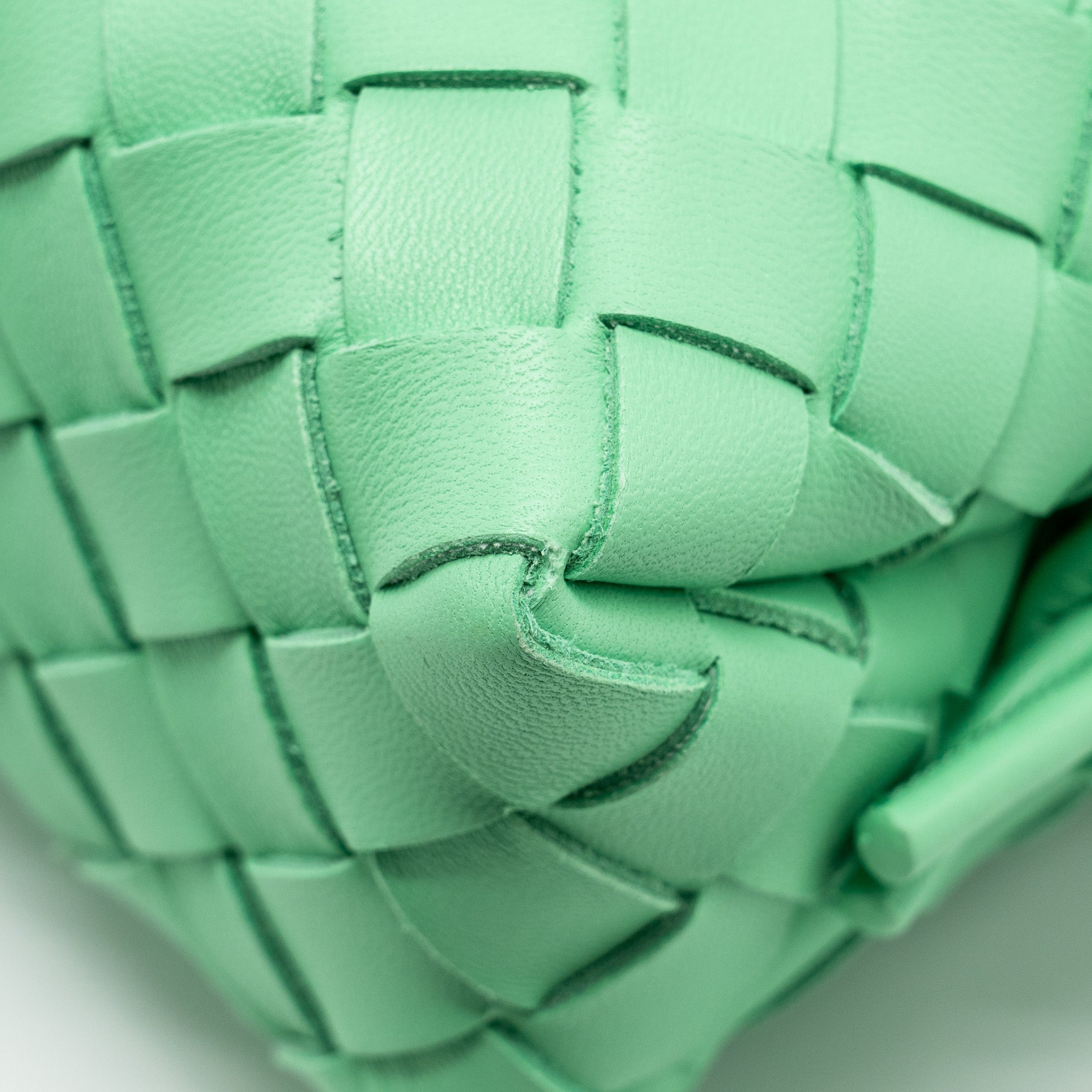 BOTTEGA VENETA MINI LOOP CAMERA BAG LAMBSKIN LIGHT GREEN SHW