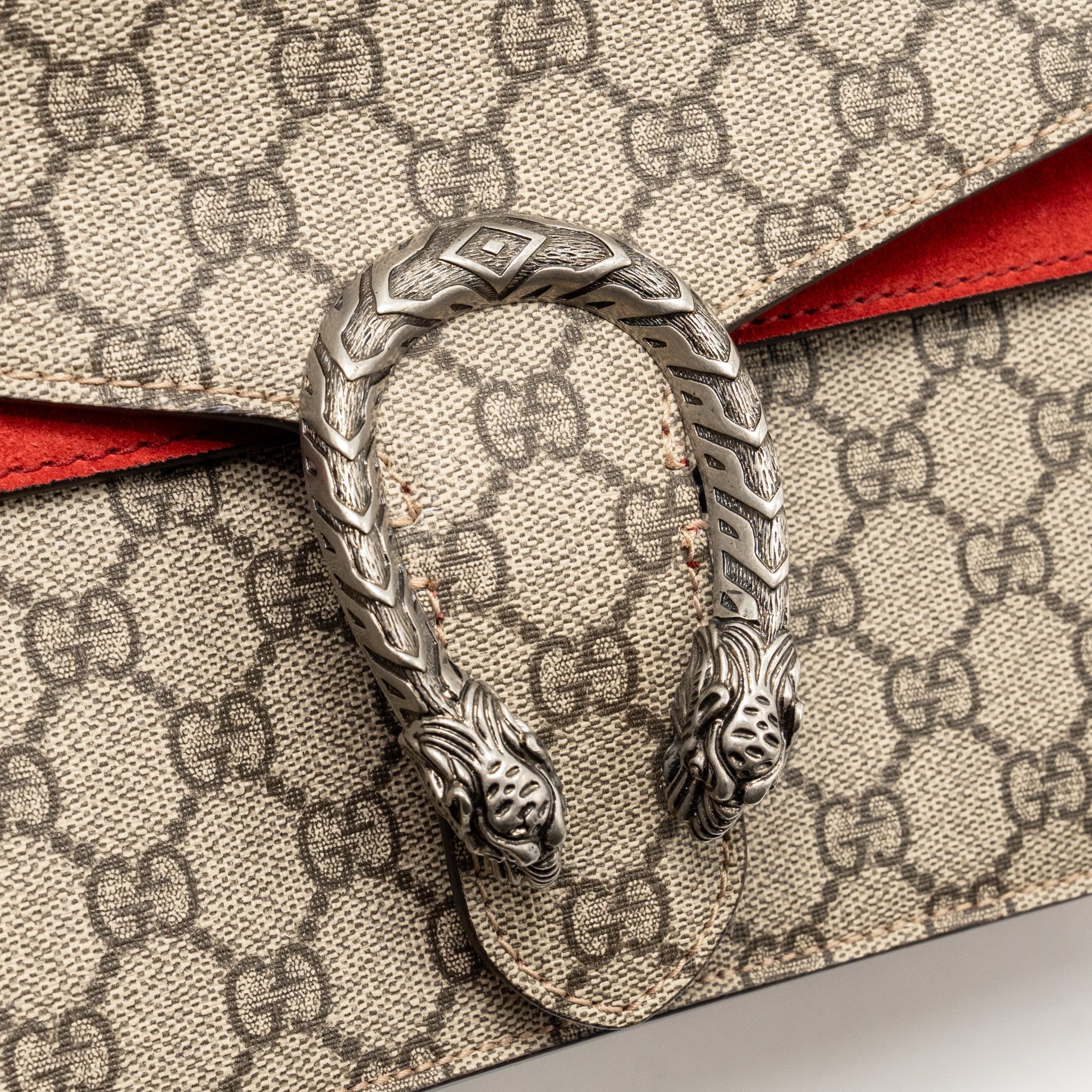 GUCCI SMALL DIONYSUS SHOULDER BAG GG SUPREME CANVAS/SUEDE RED SHW