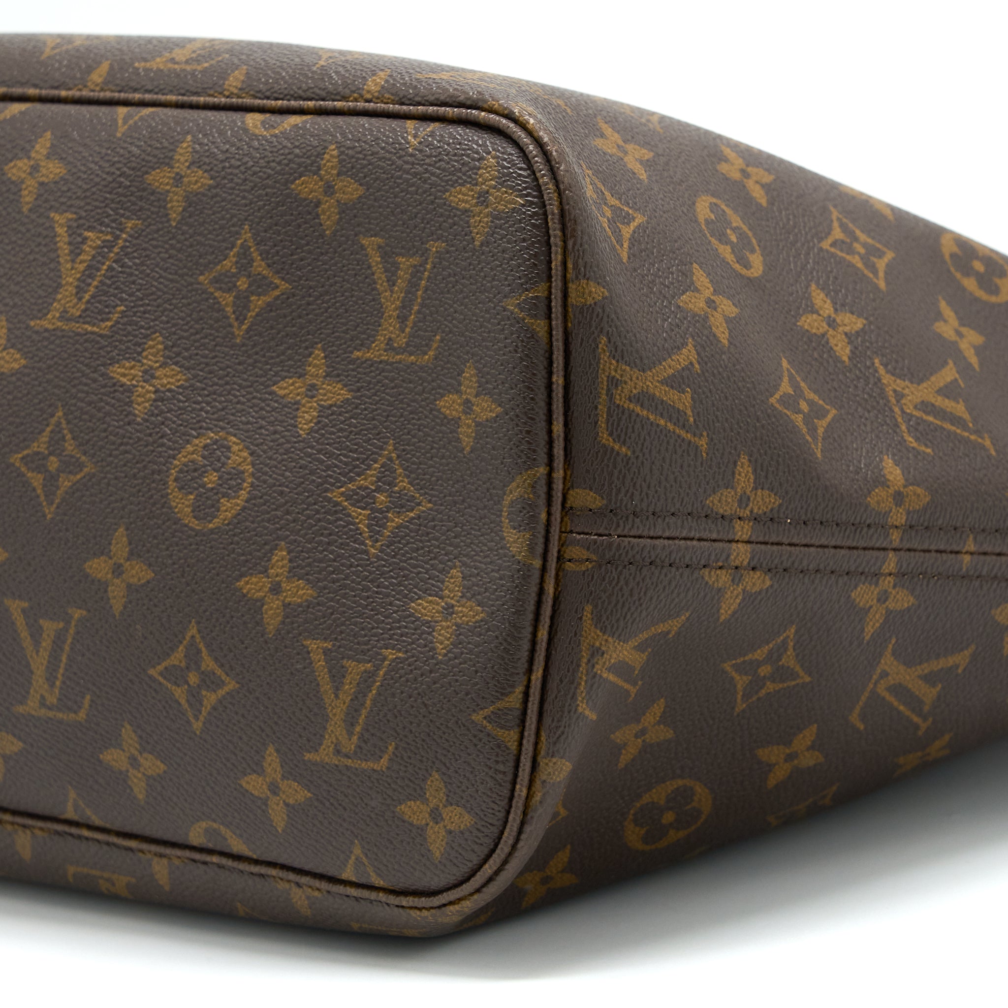 LOUIS VUITTON NEVERFULL MM MONOGRAM CANVAS GHW