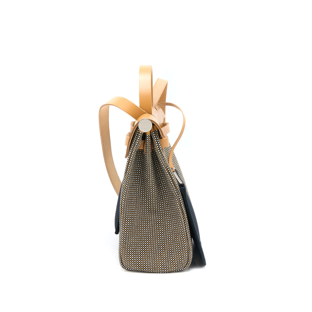 HERMES HERBAG 31 HUNTER/CANVAS NOIR-BLANC-DESERT/NAT SABLE SHW