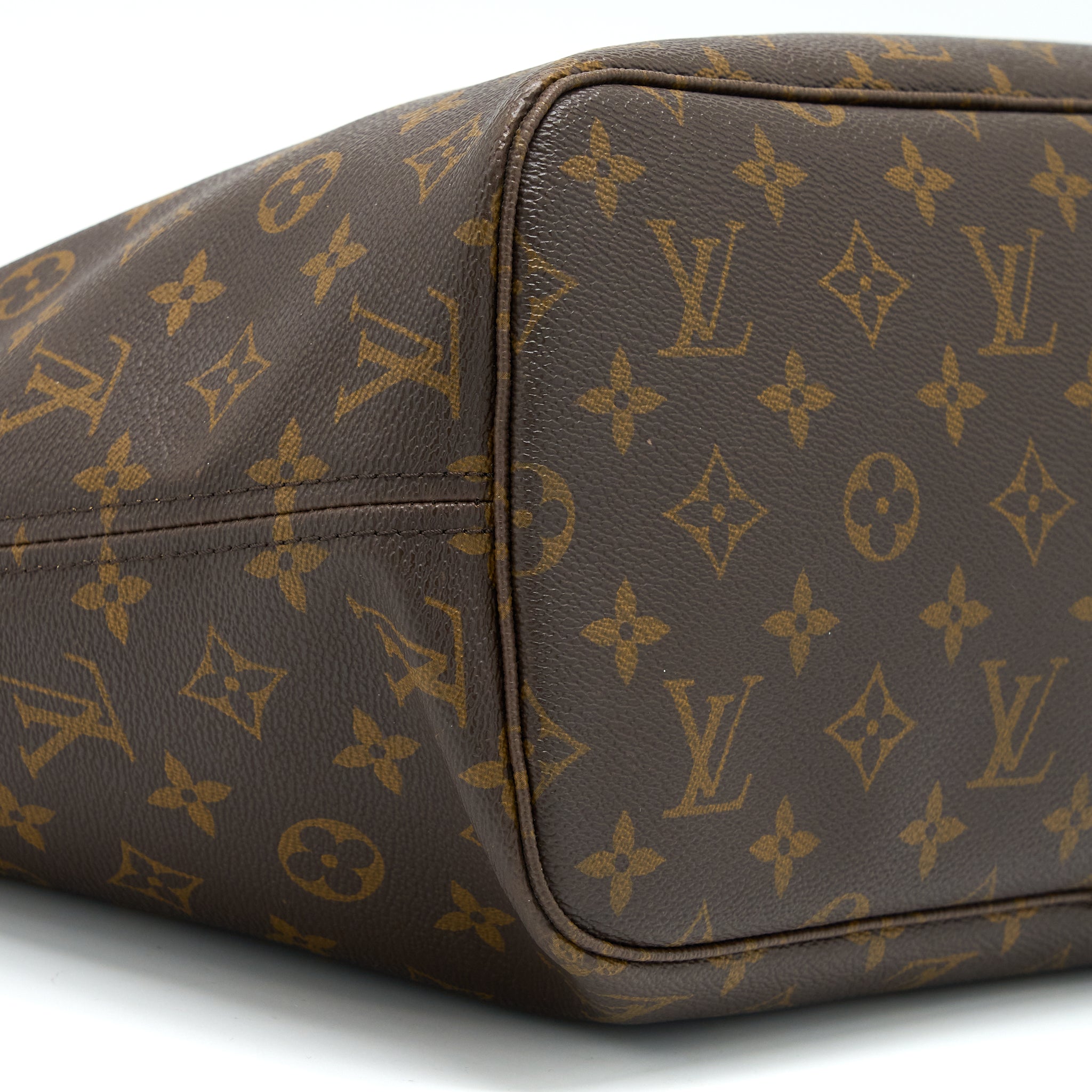 LOUIS VUITTON NEVERFULL MM MONOGRAM CANVAS GHW