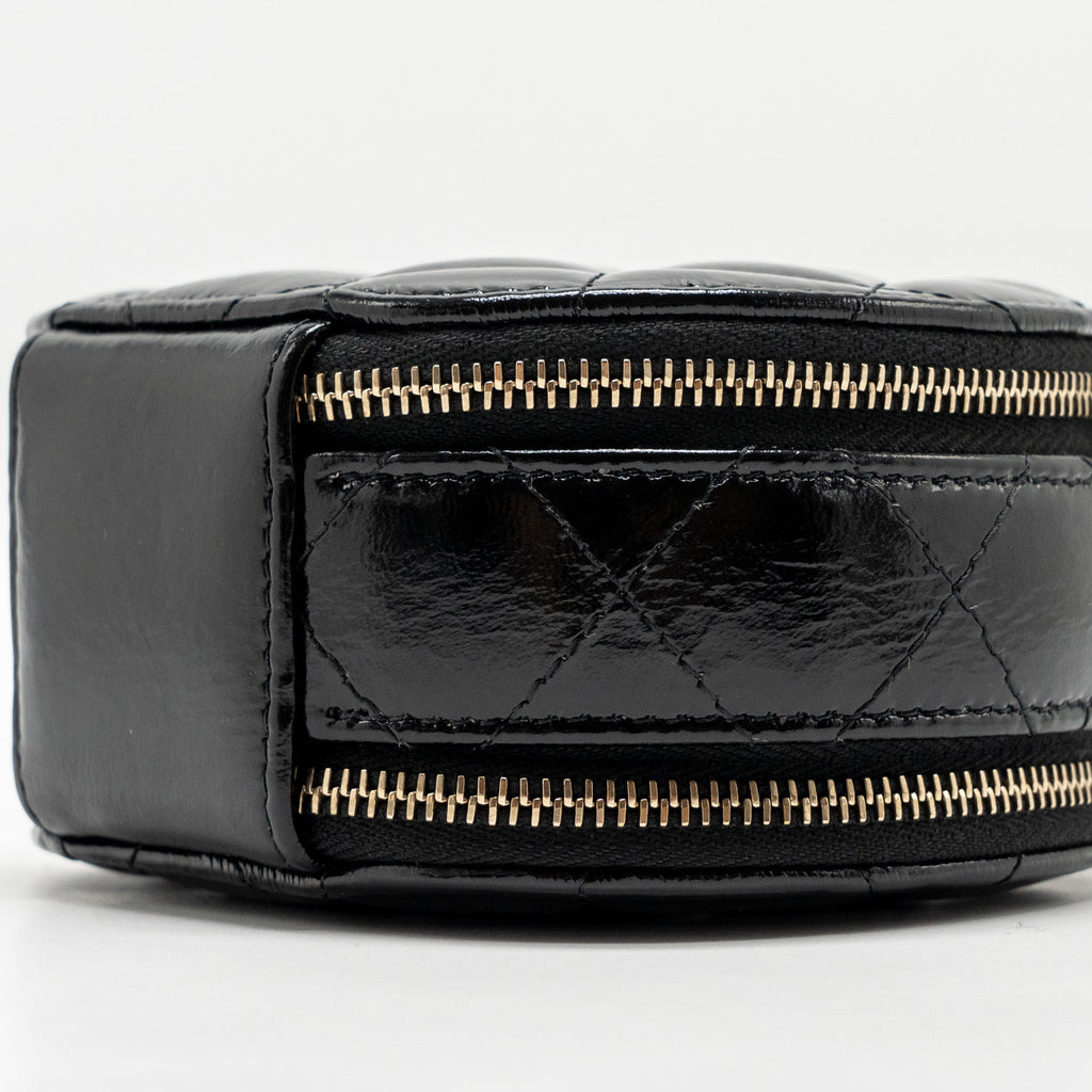 CHANEL 22B TOP HANDLE MINI ROUND VANITY CASE WITH CHAIN SHINY LAMBSKIN BLACK LGHW (MICROCHIP)