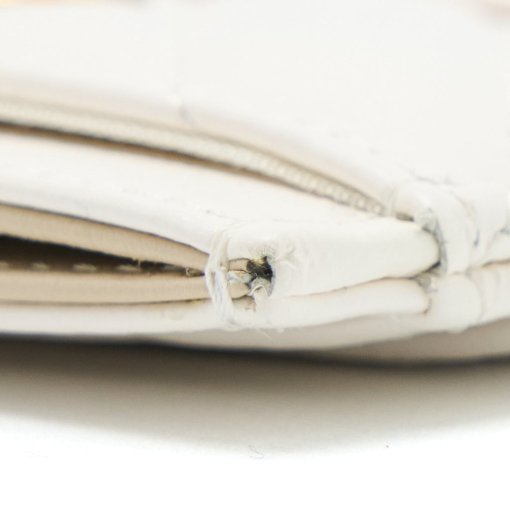 CHANEL CHEVRON CARD HOLDER CALFSKIN WHITE GHW