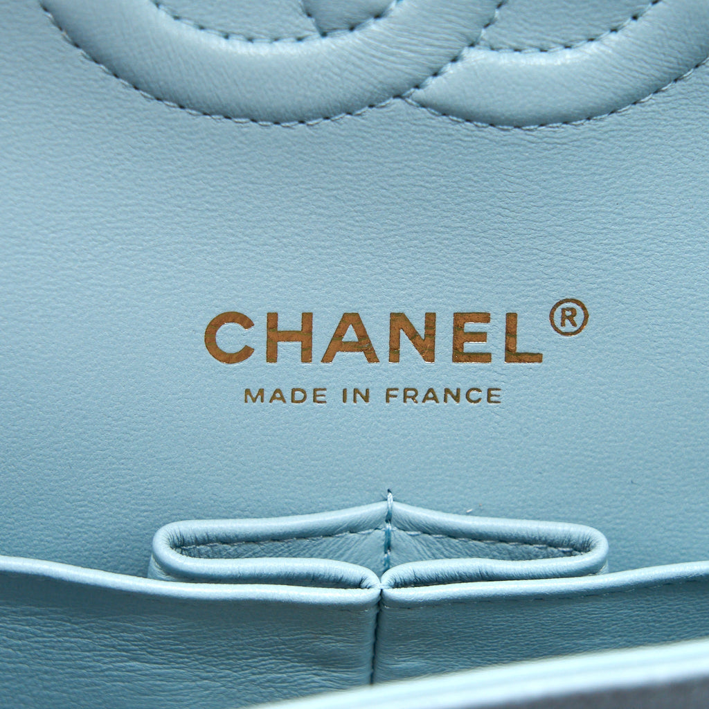 CHANEL MEDIUM CLASSIC DOUBLE FLAP BAG CAVIAR LIGHT BLUE LGHW (MICROCHIP)