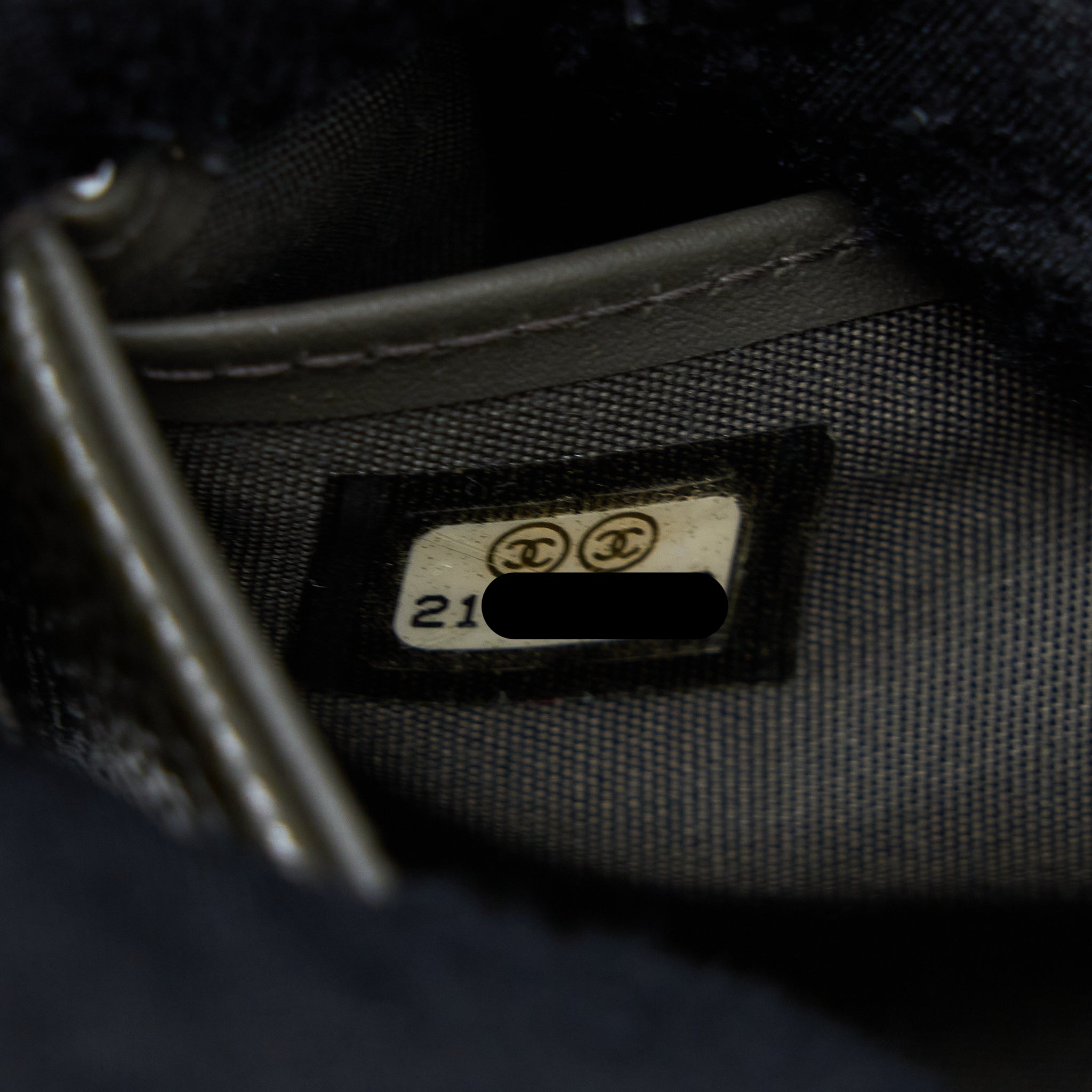 CHANEL CC LOGO FLAP LONG WALLET CAVIAR DARK OLIVE GREEN SHW