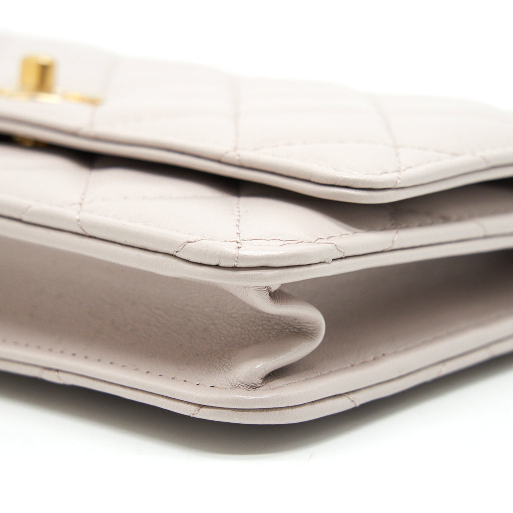CHANEL 21B LIGHT PURPLE PEARL CRUSH WALLET ON CHAIN GHW
