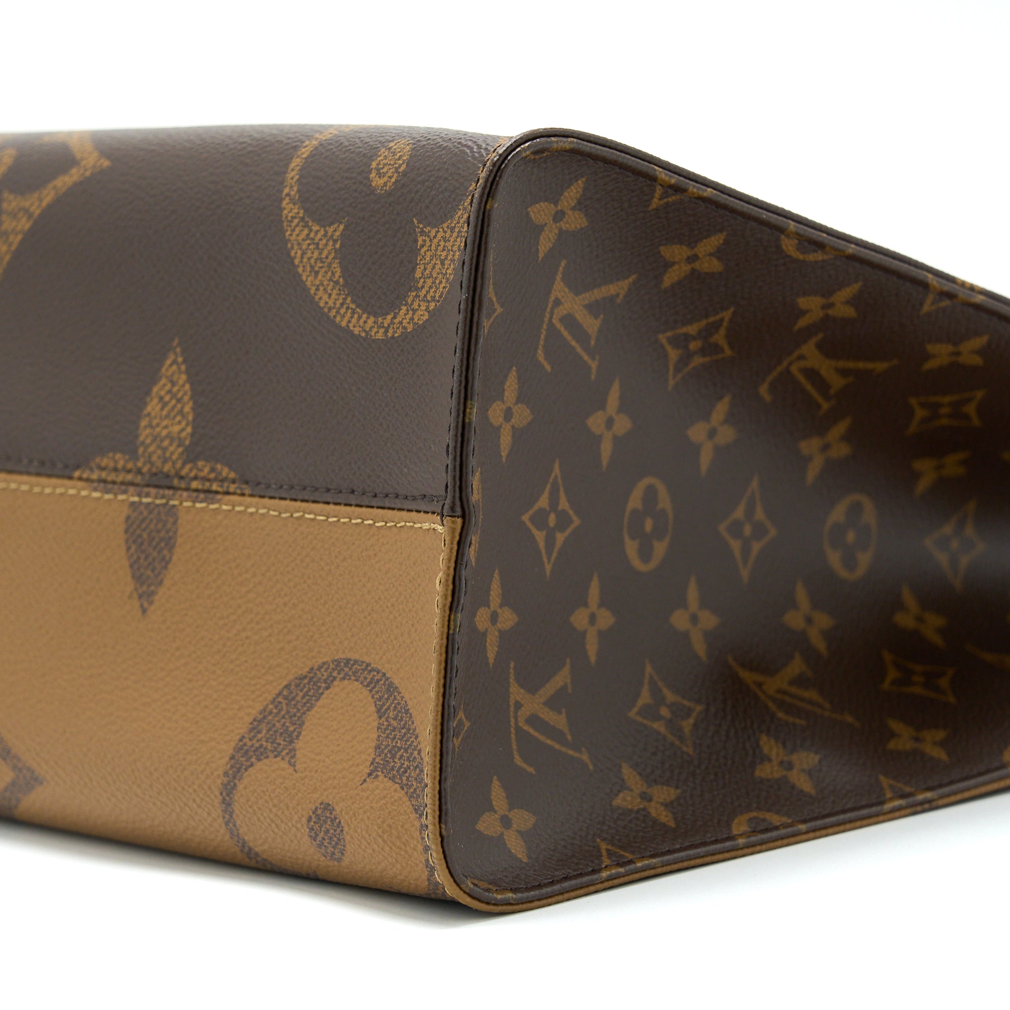 LOUIS VUITTON ON THE GO MM MONOGRAM REVERSE CANVAS GHW