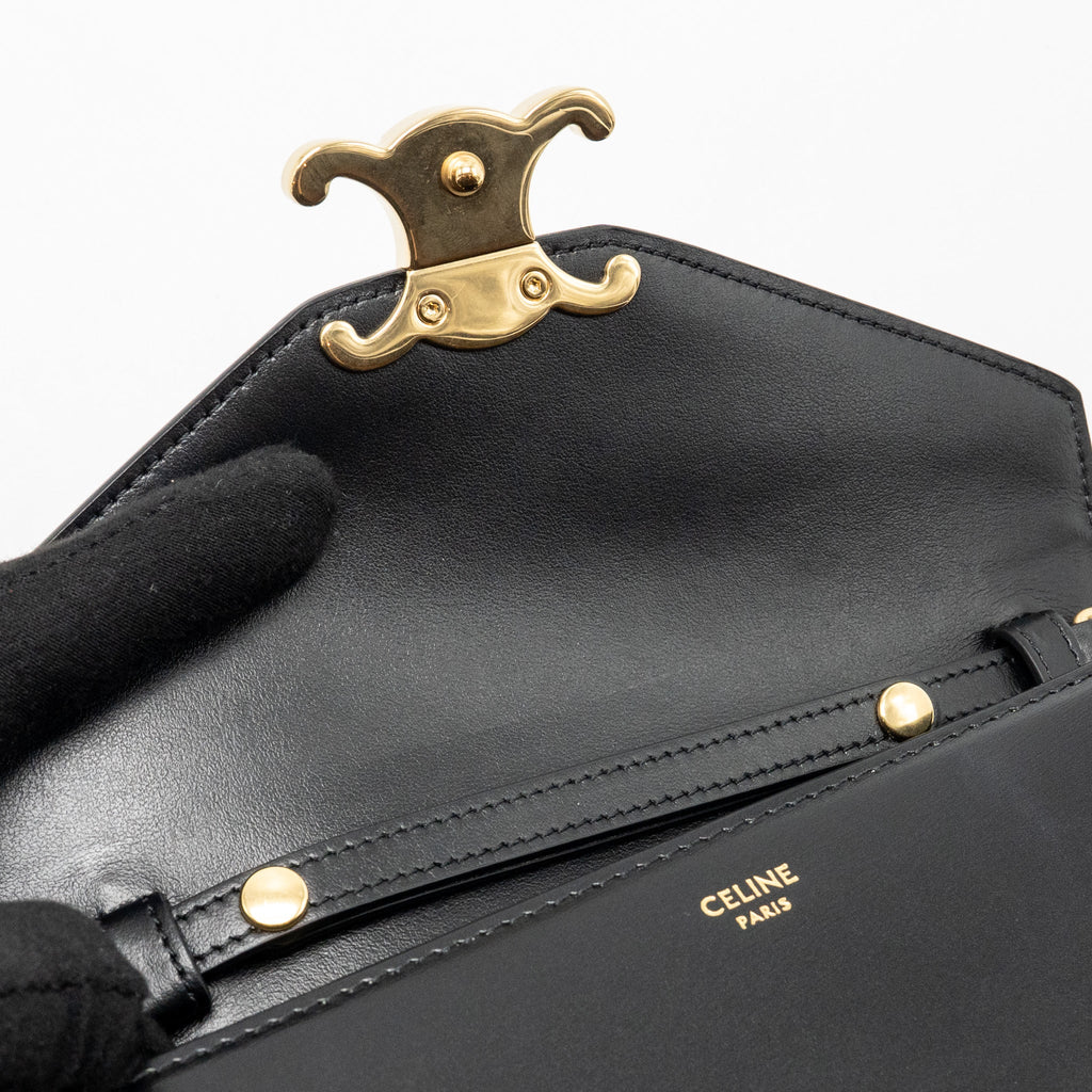 CELINE TRIOMPHE WALLET ON CHAIN MARGO SHINY CALFSKIN BLACK GHW
