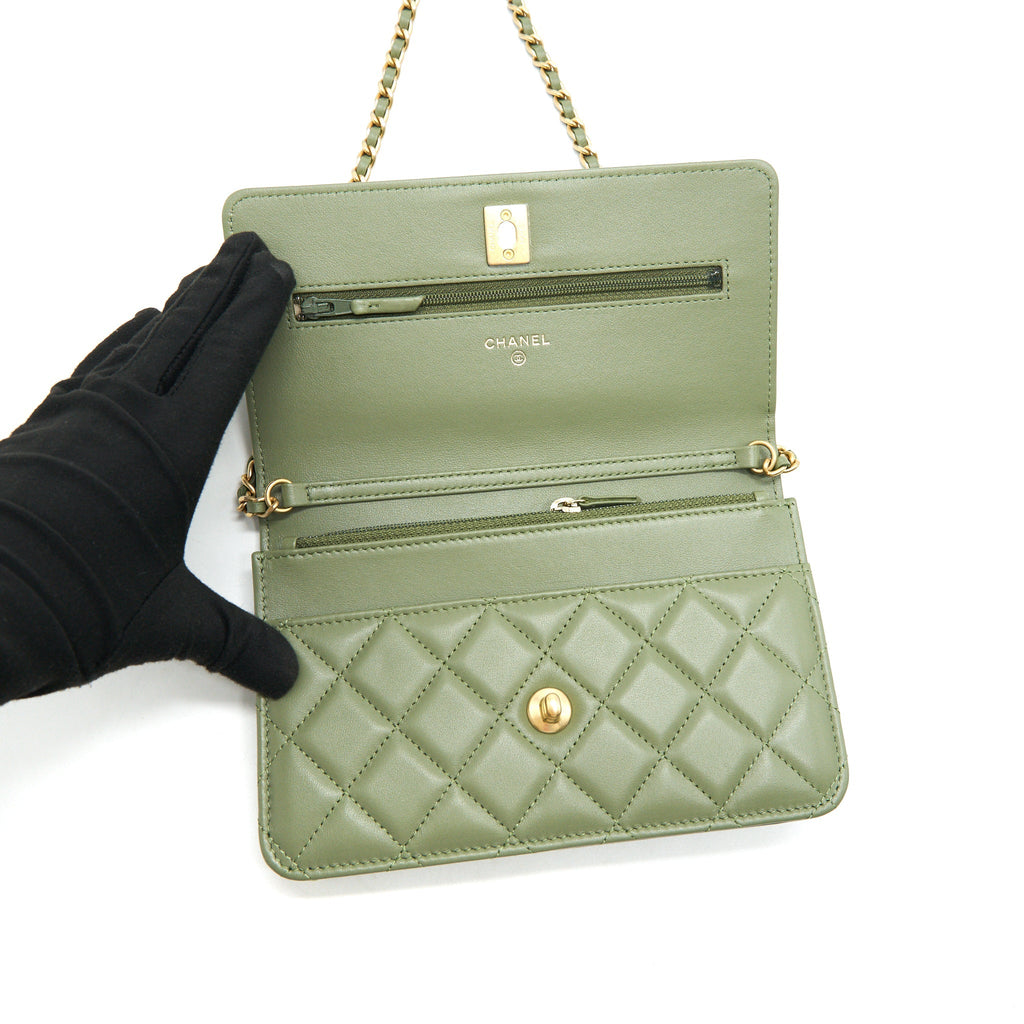 CHANEL 21B GREEN GHW PEARL CRUSH WALLET ON CHAIN