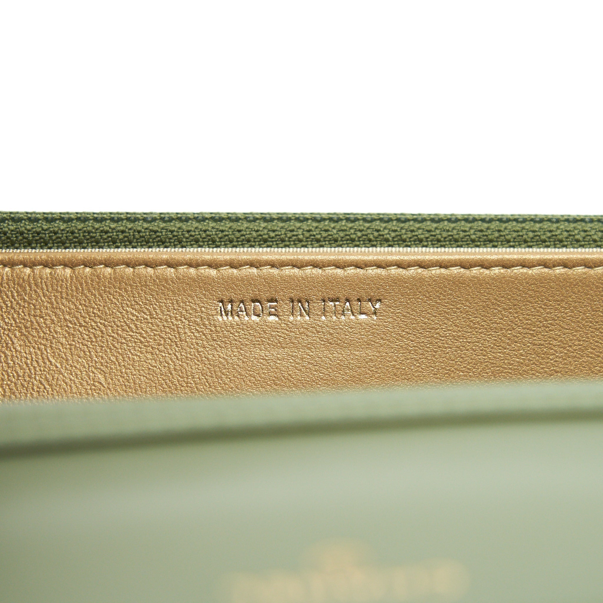 CHANEL 21B GREEN GHW PEARL CRUSH WALLET ON CHAIN