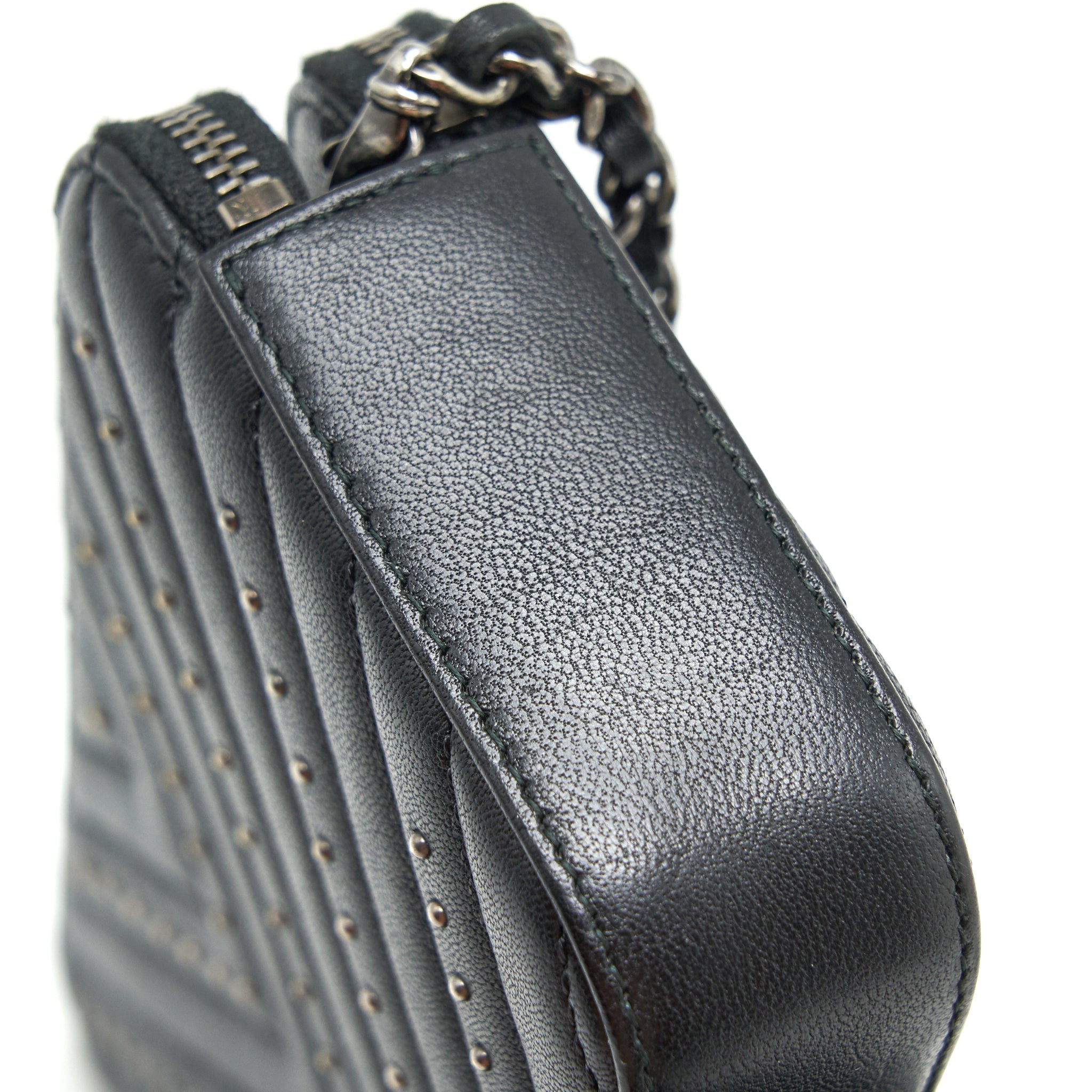 CHANEL REISSUE WALLET ON CHAIN CALFSKIN BLACK RUTHENIUM HARDWARE