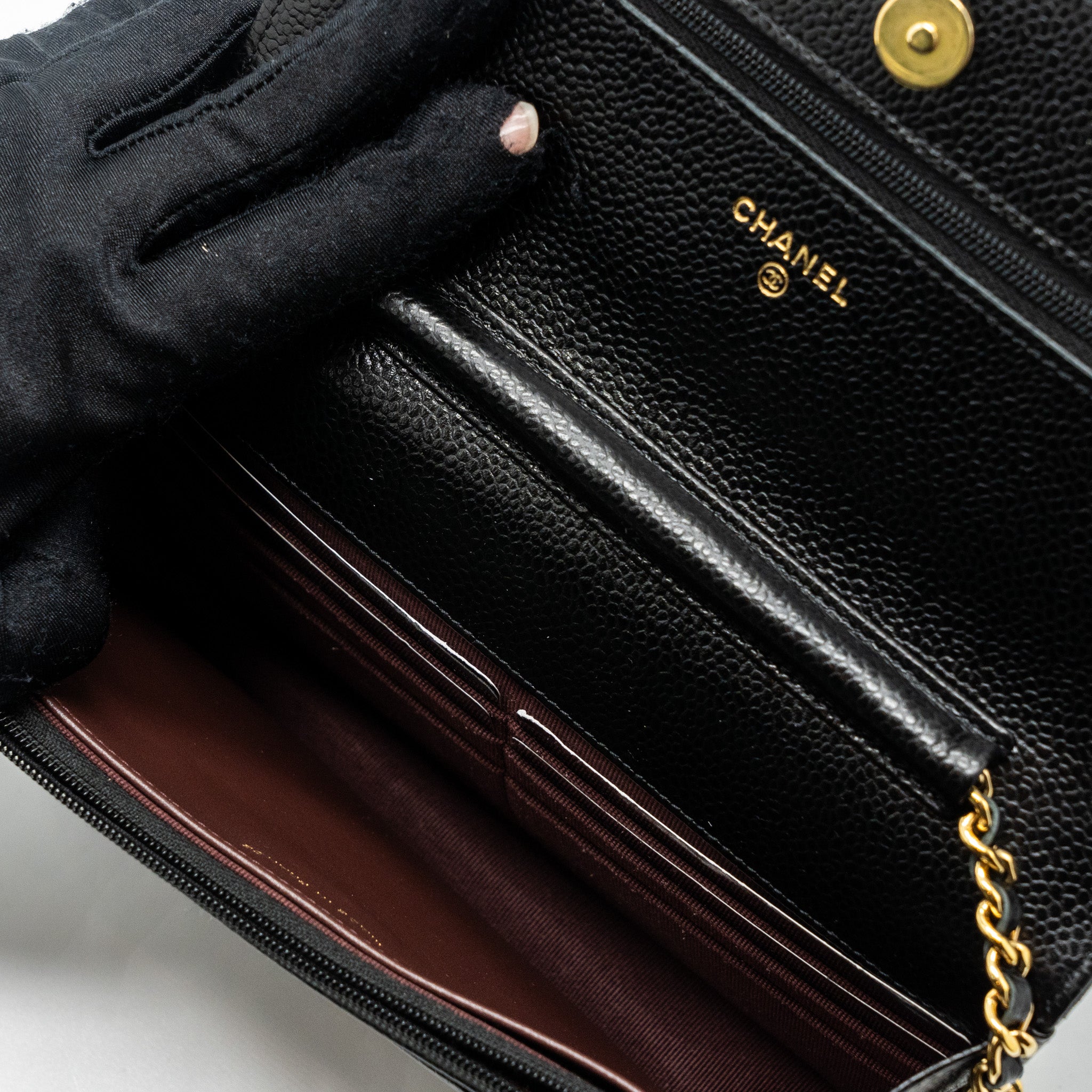 CHANEL CLASSIC WALLET ON CHAIN CAVIAR BLACK GHW(MICROCHIP)
