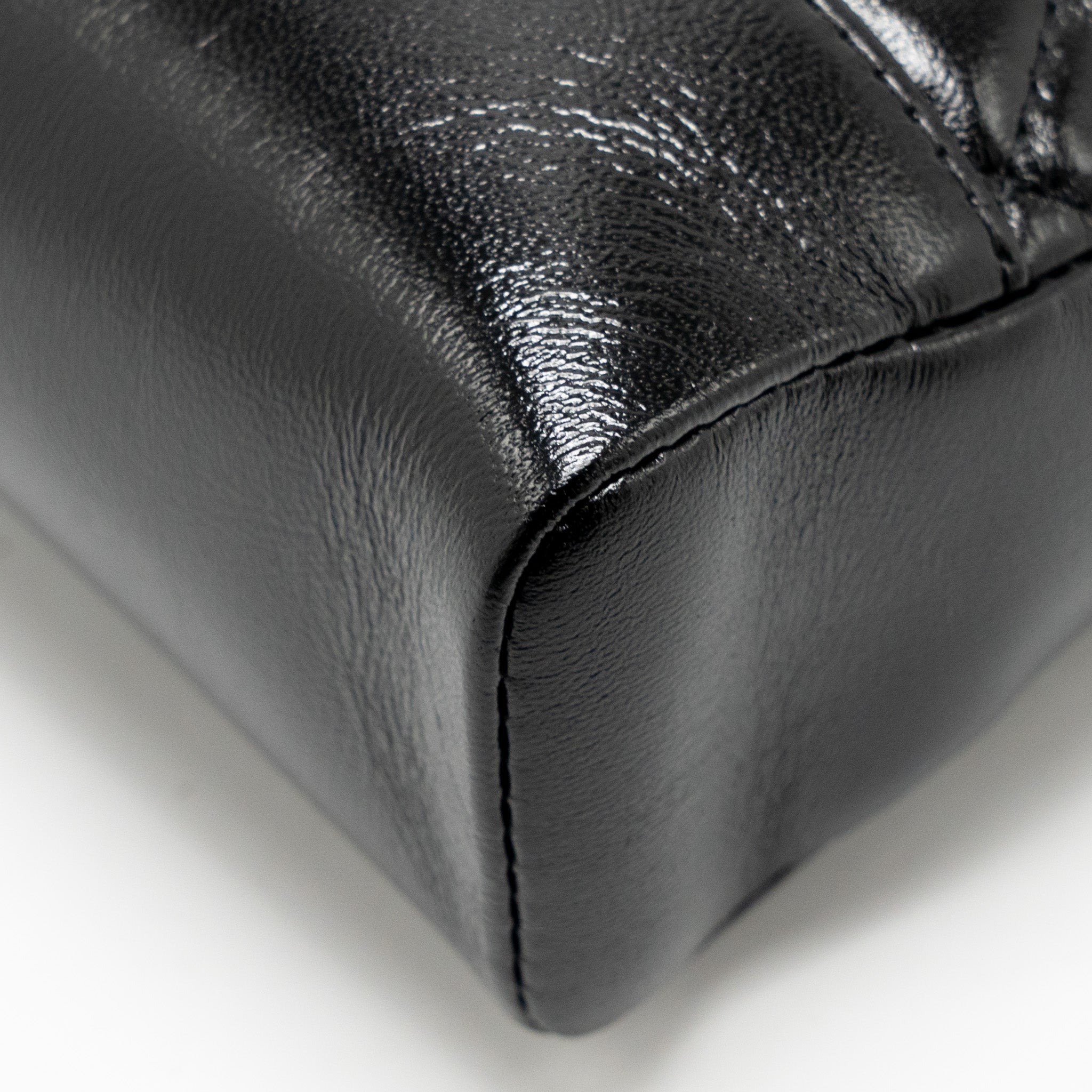 CHANEL MINI 31 BAG SHINY CALFSKIN BLACK LGHW (MICROCHIP)