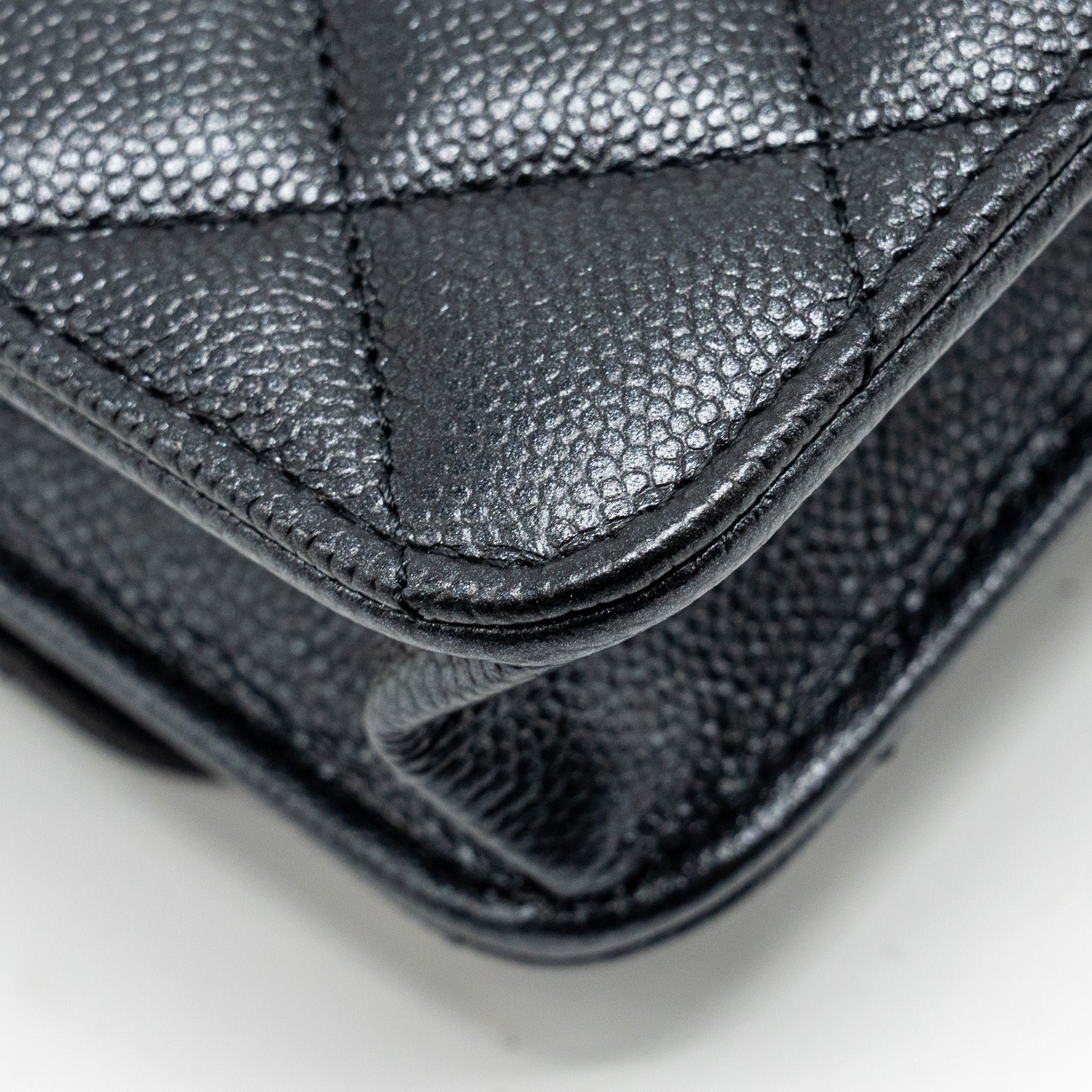 CHANEL 23B MINI FLAP WALLET WITH ADJUSTABLE CHAIN CAVIAR IRIDESCENT BLACK GHW (MICROCHIP)