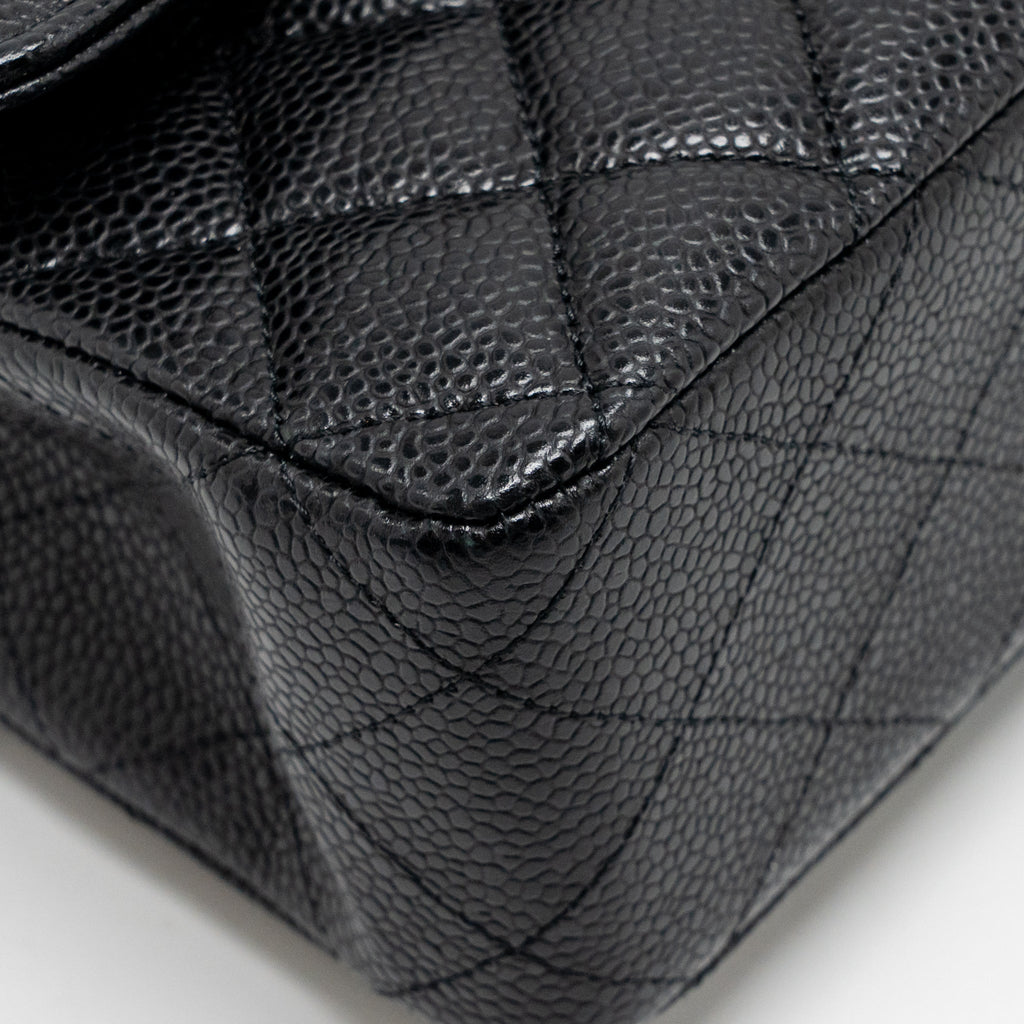 CHANEL MEDIUM CLASSIC DOUBLE FLAP BAG CAVIAR BLACK GHW