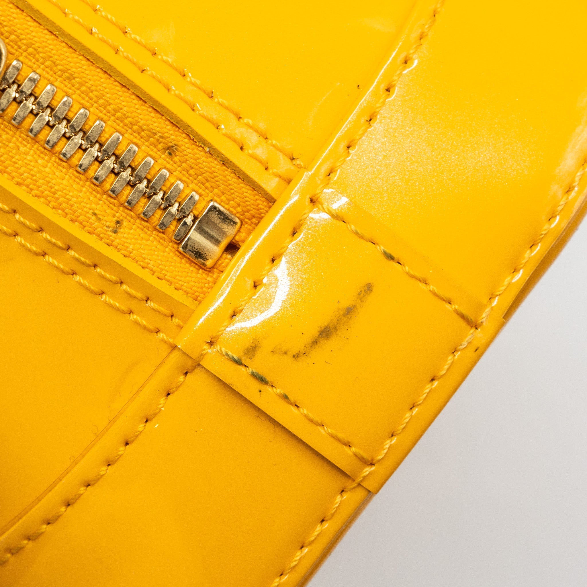 LOUIS VUITTON ALMA BB PATENT YELLOW LGHW