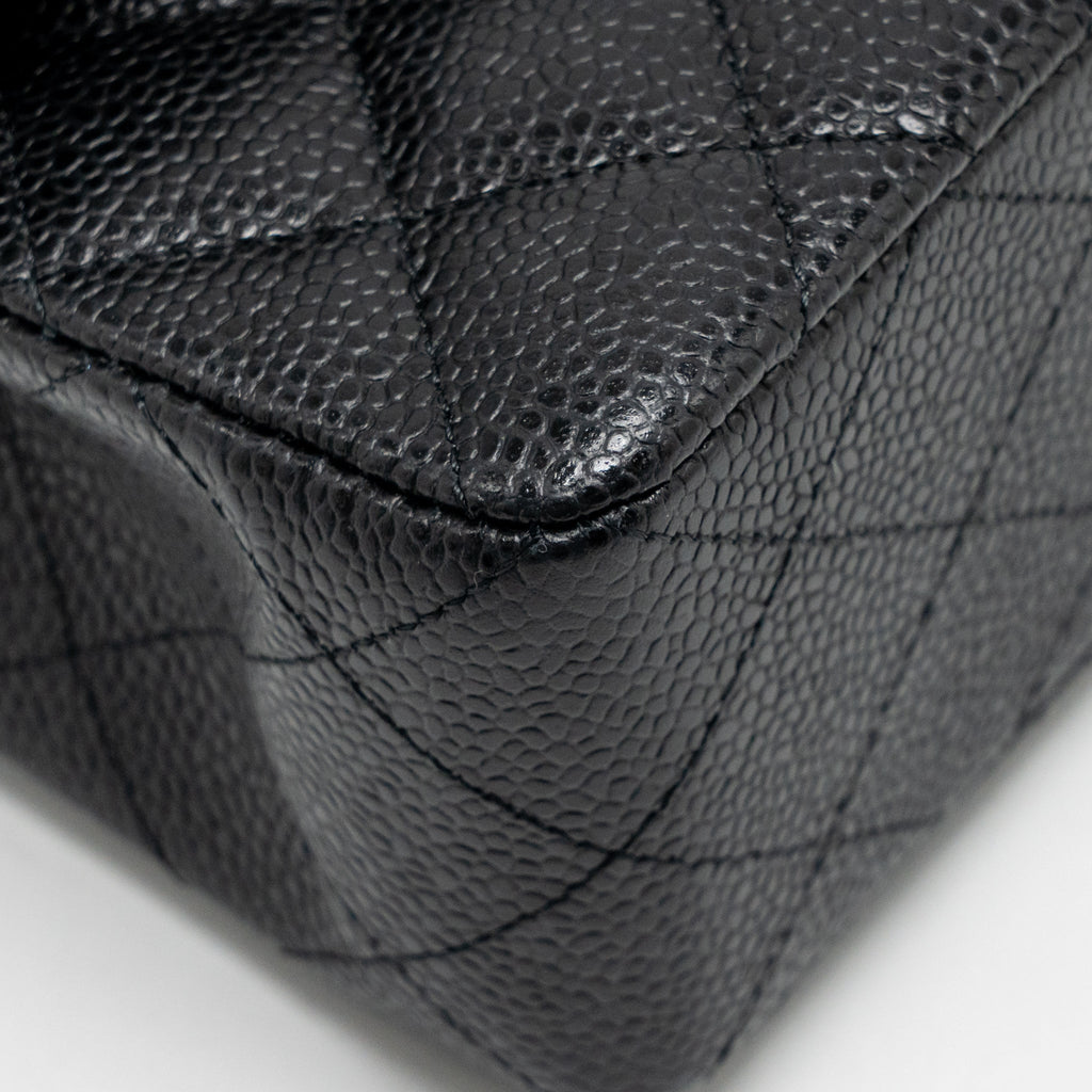 CHANEL SMALL CLASSIC DOUBLE FLAP BAG CAVIAR BLACK GHW (MICROCHIP)