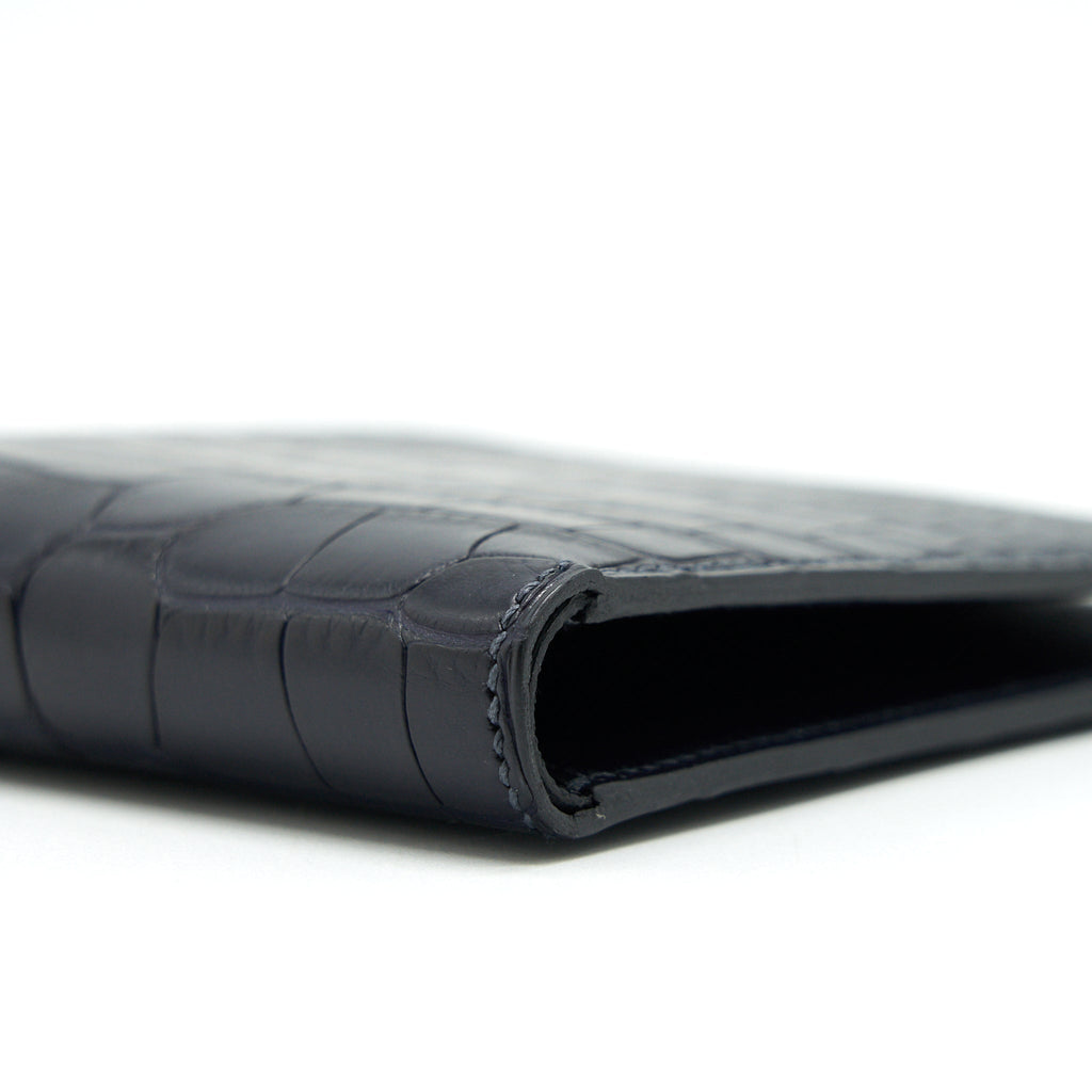 HERMES EMERALD ALLIGATOR EXOTIC LEATHER MEN'S SUIT BIFOLD BIFOLD POCKET WALLET IN DARK NAVY