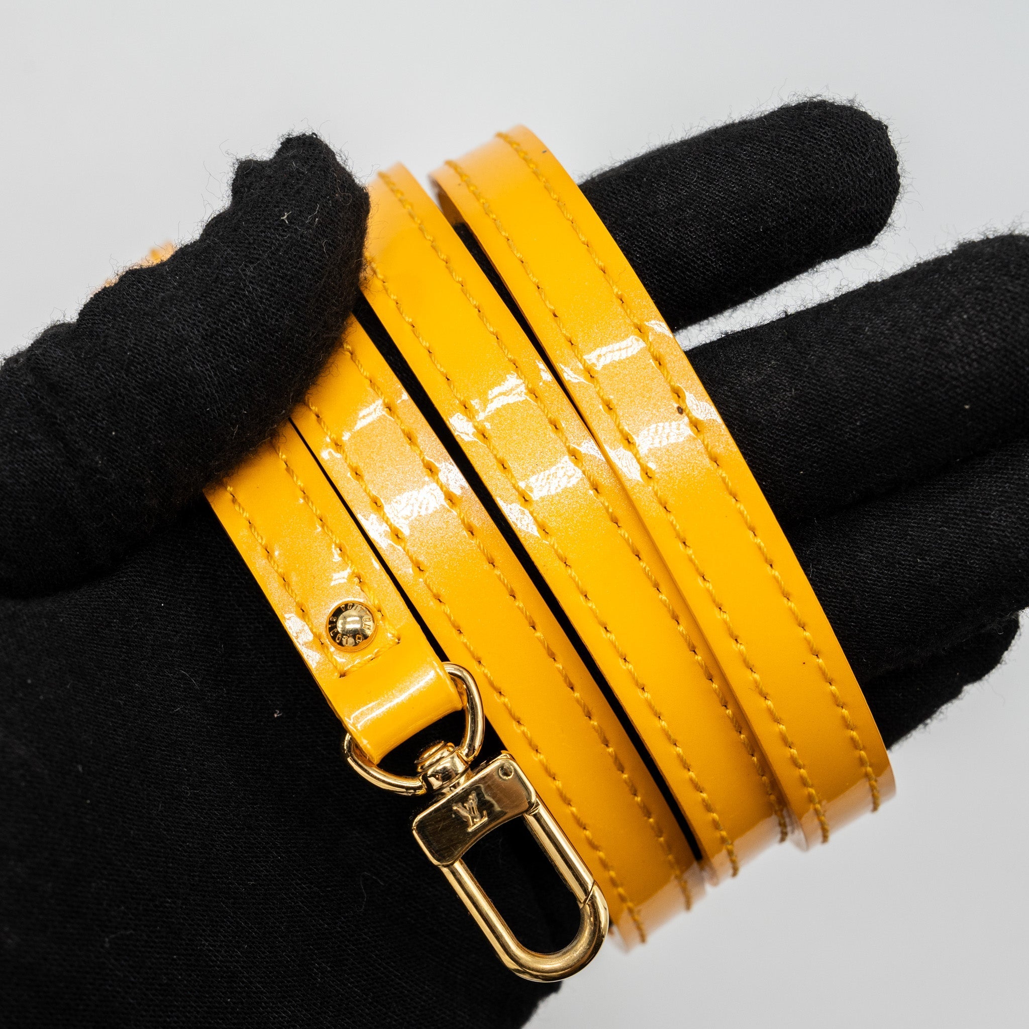 LOUIS VUITTON ALMA BB PATENT YELLOW LGHW