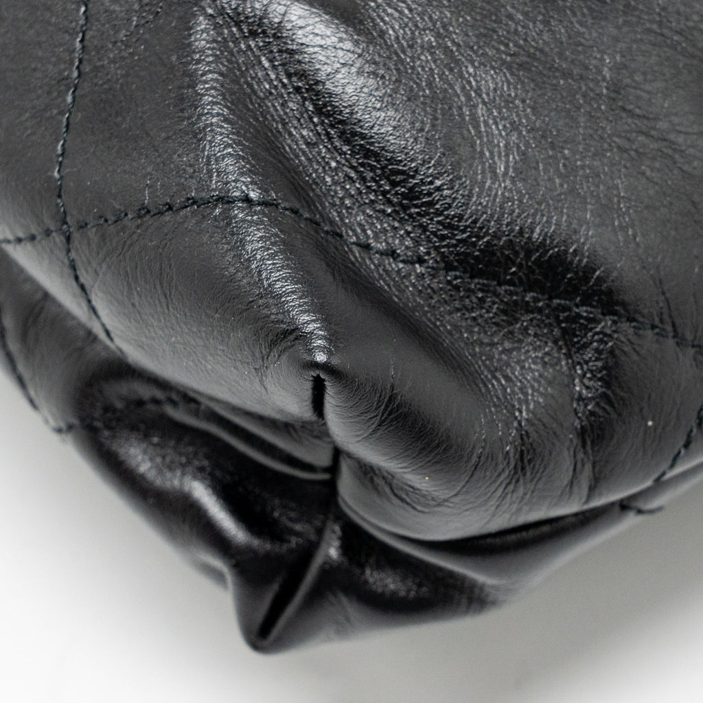 CHANEL MINI 22 BAG SHINY CALFSKIN BLACK GHW (MICROCHIP)