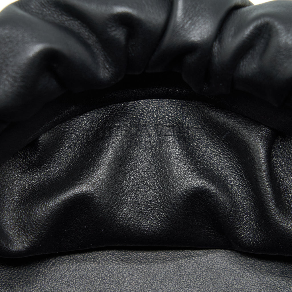BOTTEGA VENETA CHAIN POUCH CALFSKIN BLACK GHW