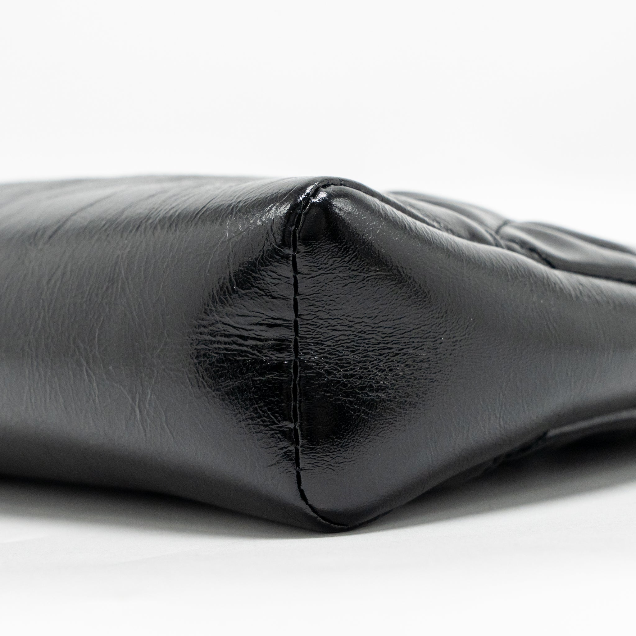 CHANEL MINI 31 BAG SHINY CALFSKIN BLACK LGHW (MICROCHIP)
