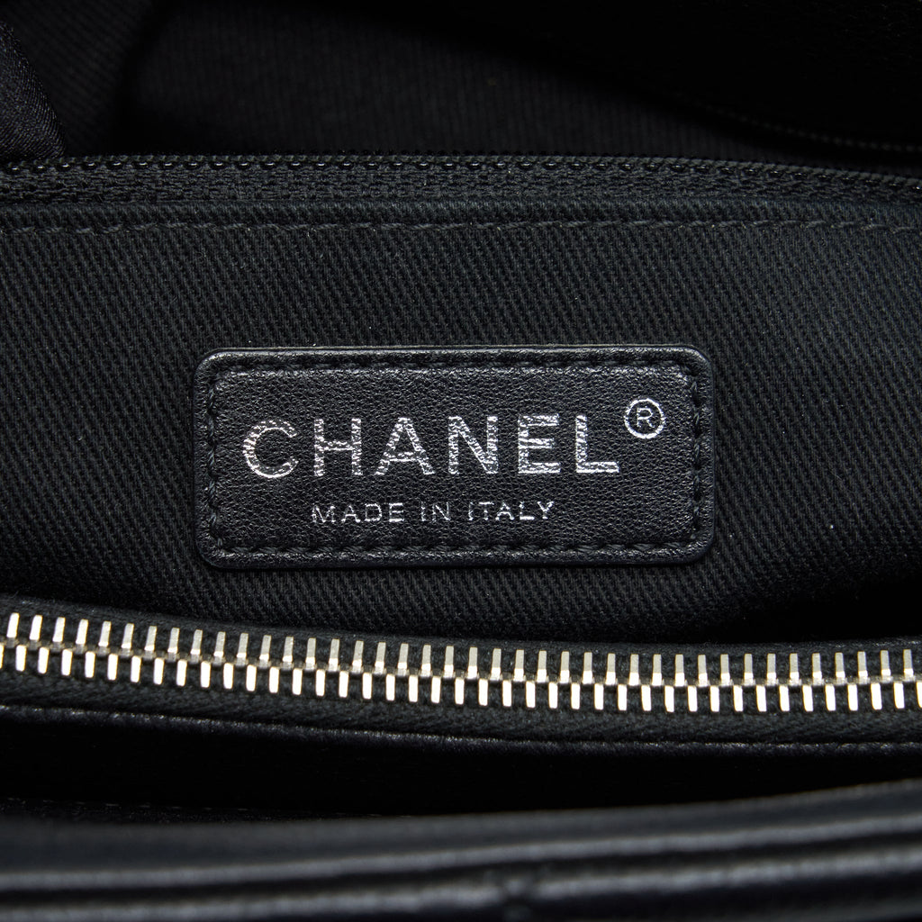 CHANEL CC LOGO TOTE BAG CAVIAR BLACK SHW