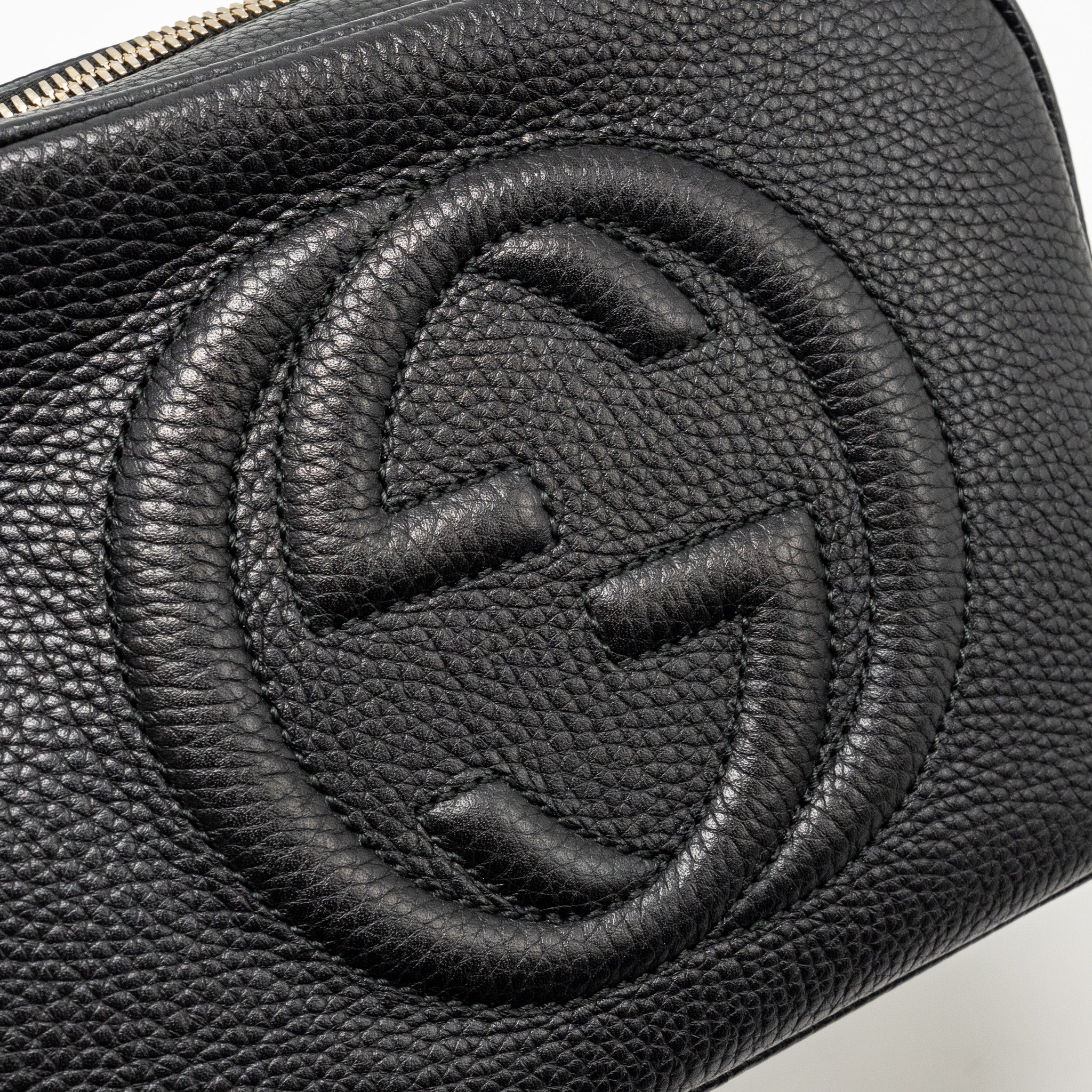 GUCCI SOHO DISCO CAMERA CROSSBODY BAG CALFSKIN BLACK LGHW