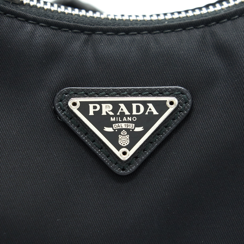 PRADA REEDITION 2005 SHOULDER BAG BLACK
