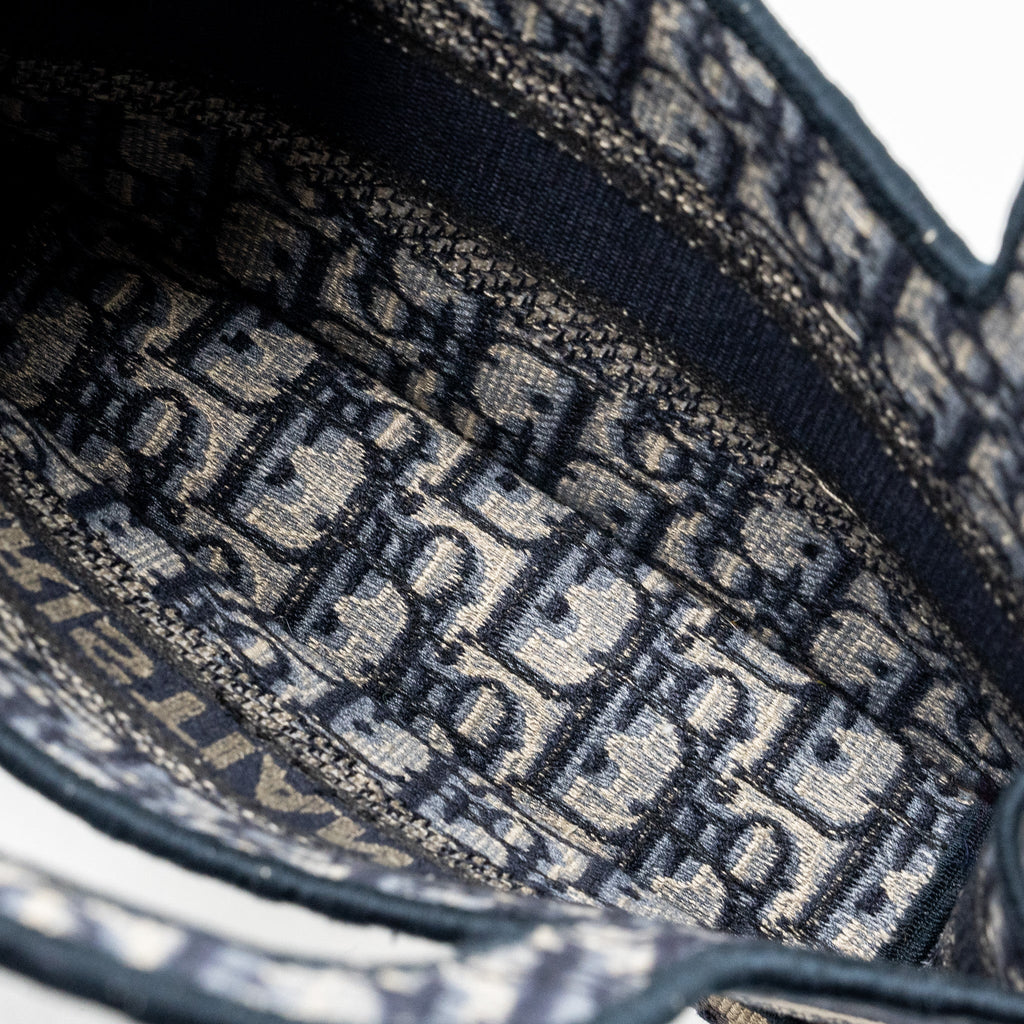 DIOR MINI BOOK TOTE BLUE OBLIQUE EMBROIDERY